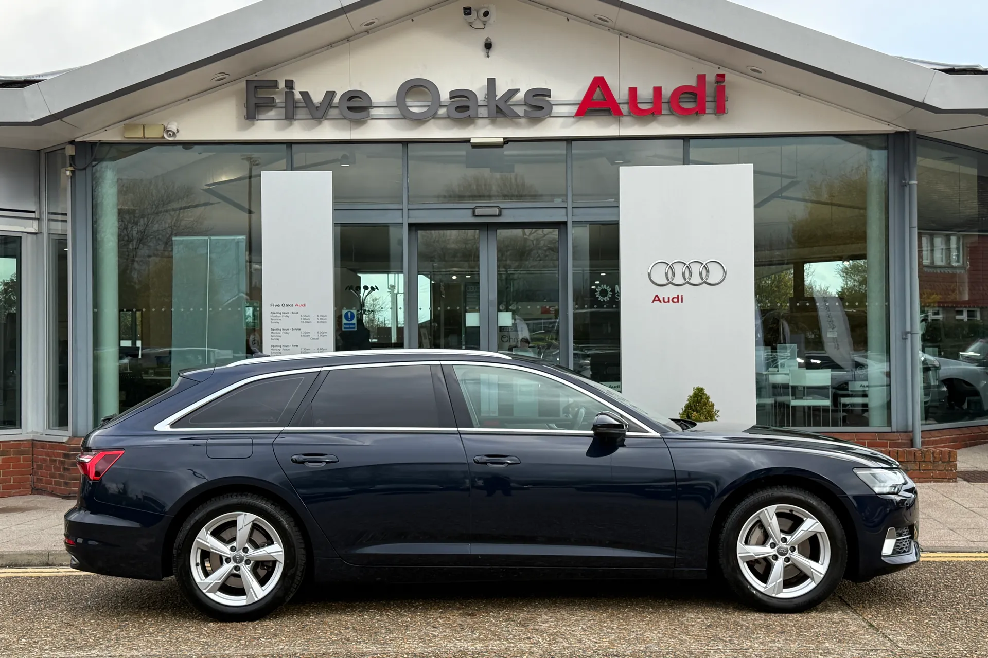 Audi A6 thumbnail image number 2