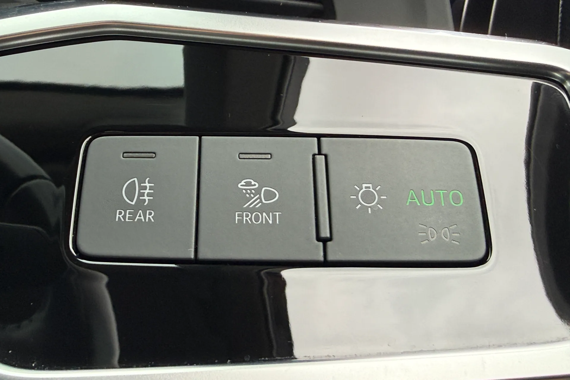 Audi A6 thumbnail image number 20