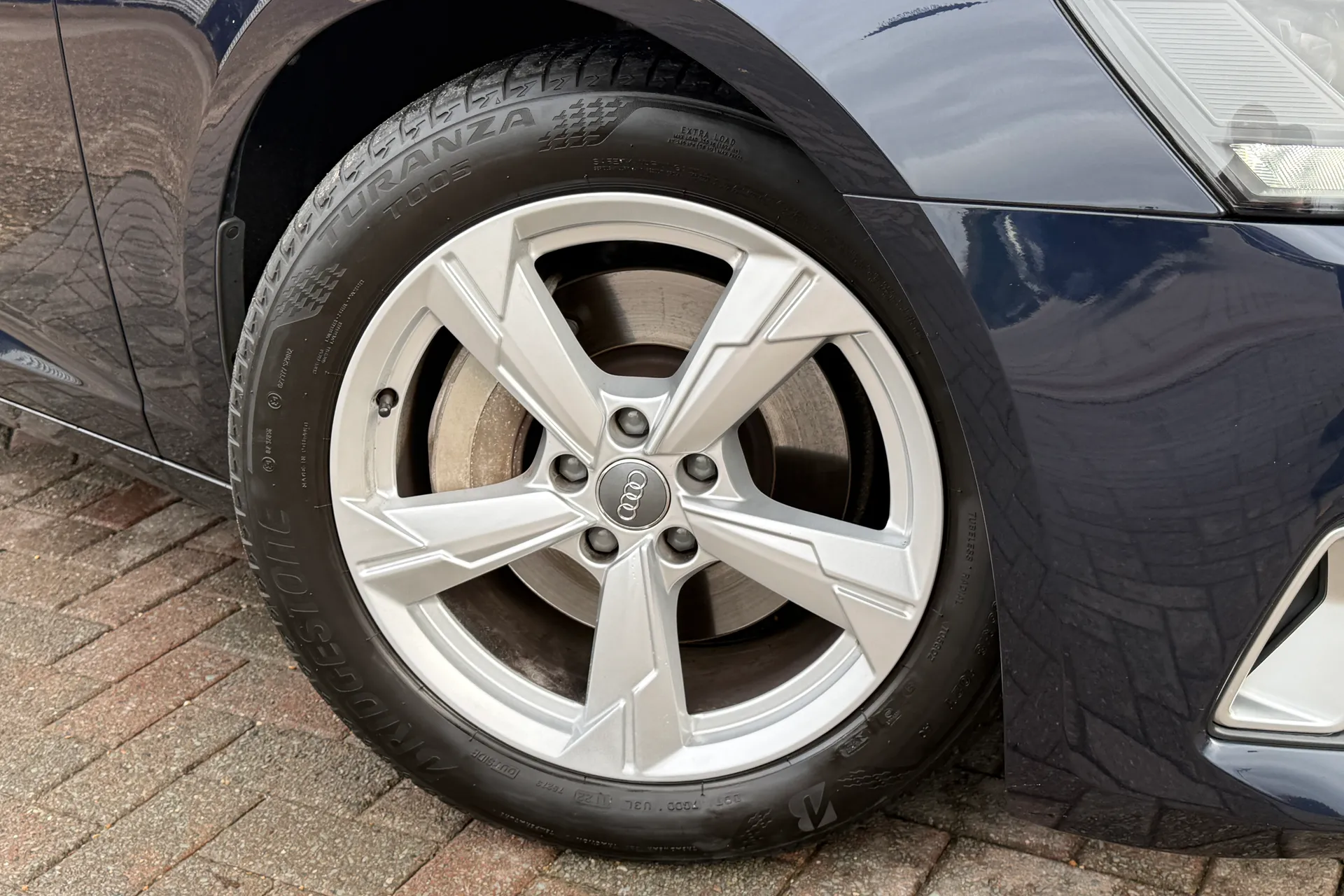 Audi A6 thumbnail image number 8