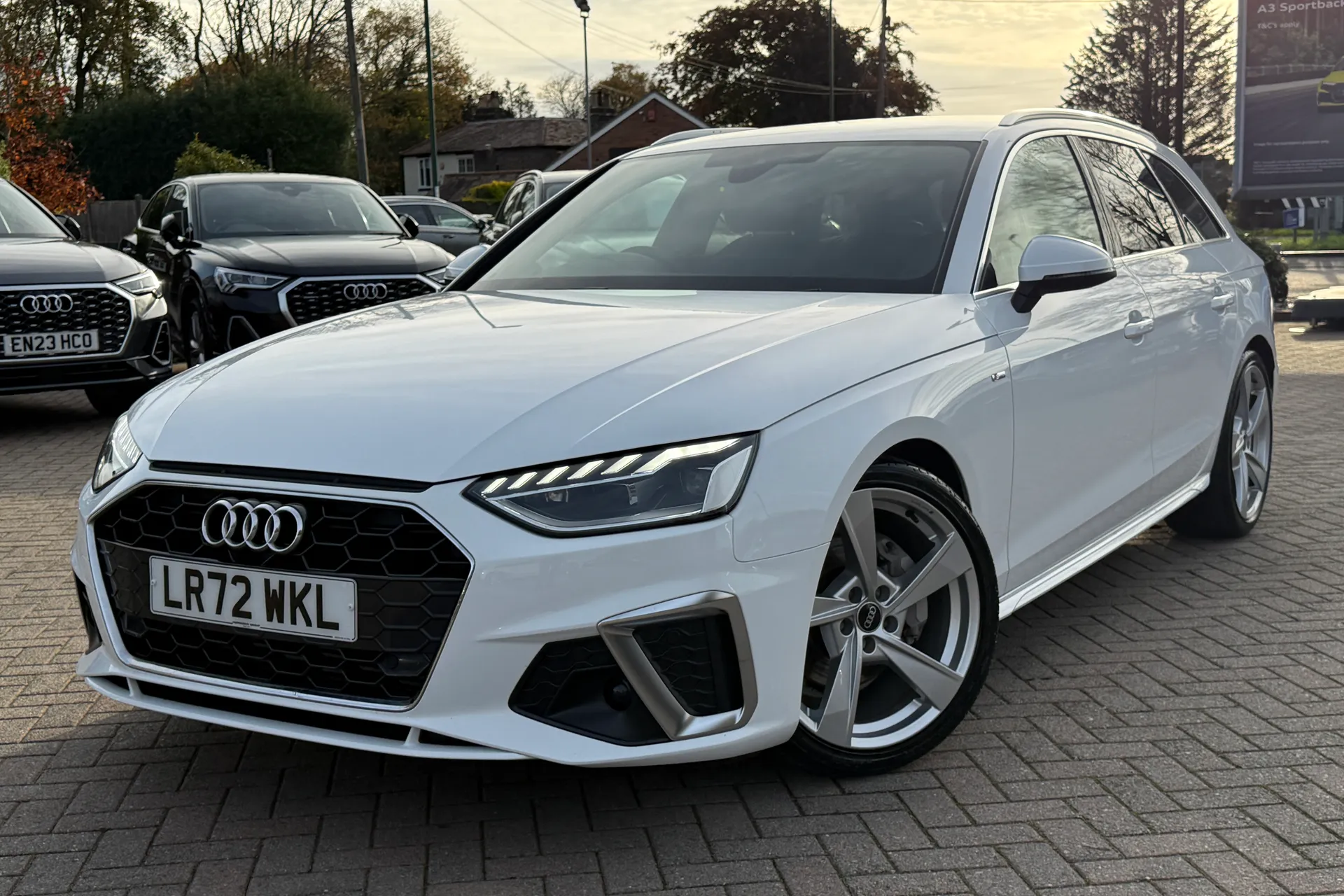 Audi A4 thumbnail image number 23