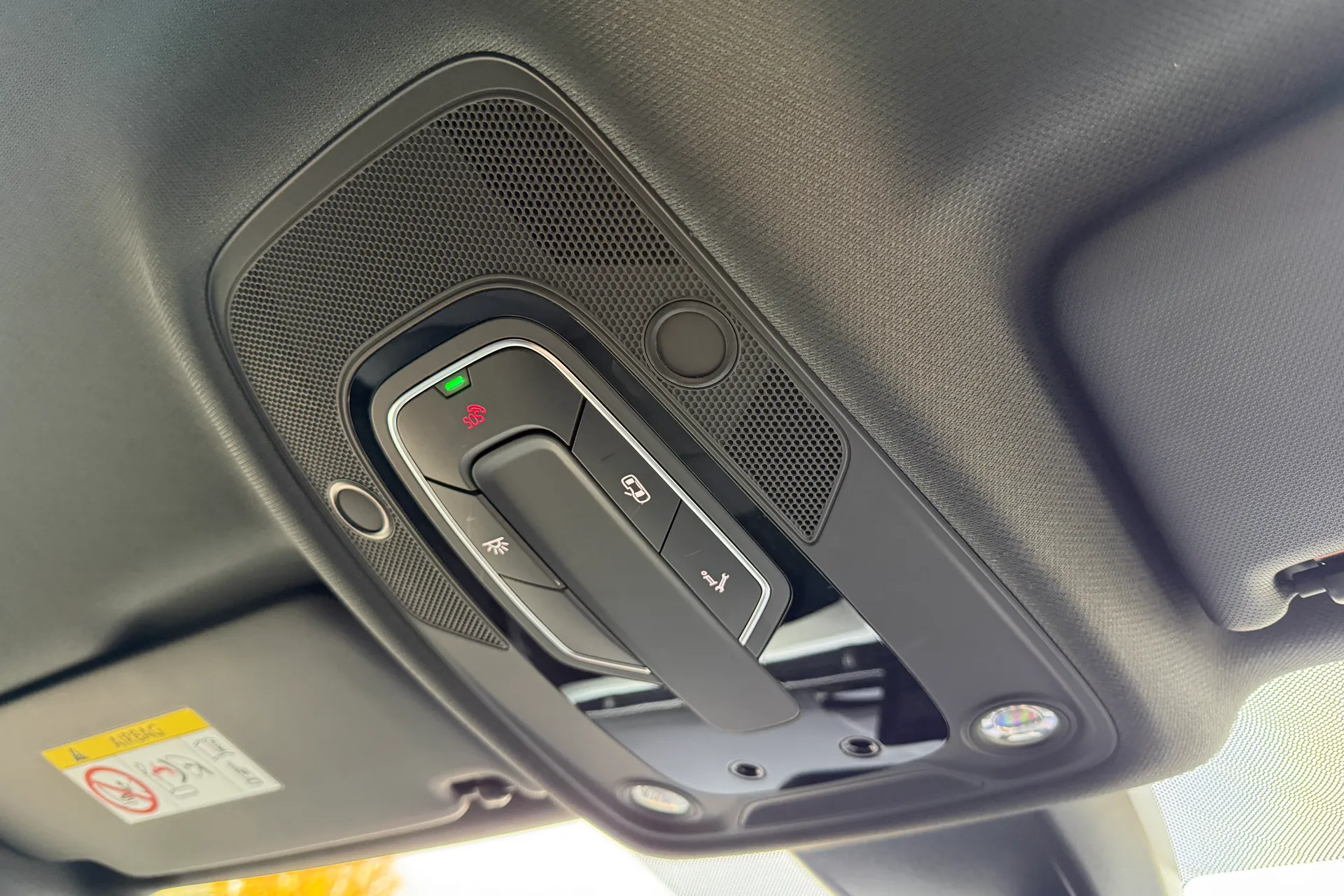 Audi A4 thumbnail image number 17