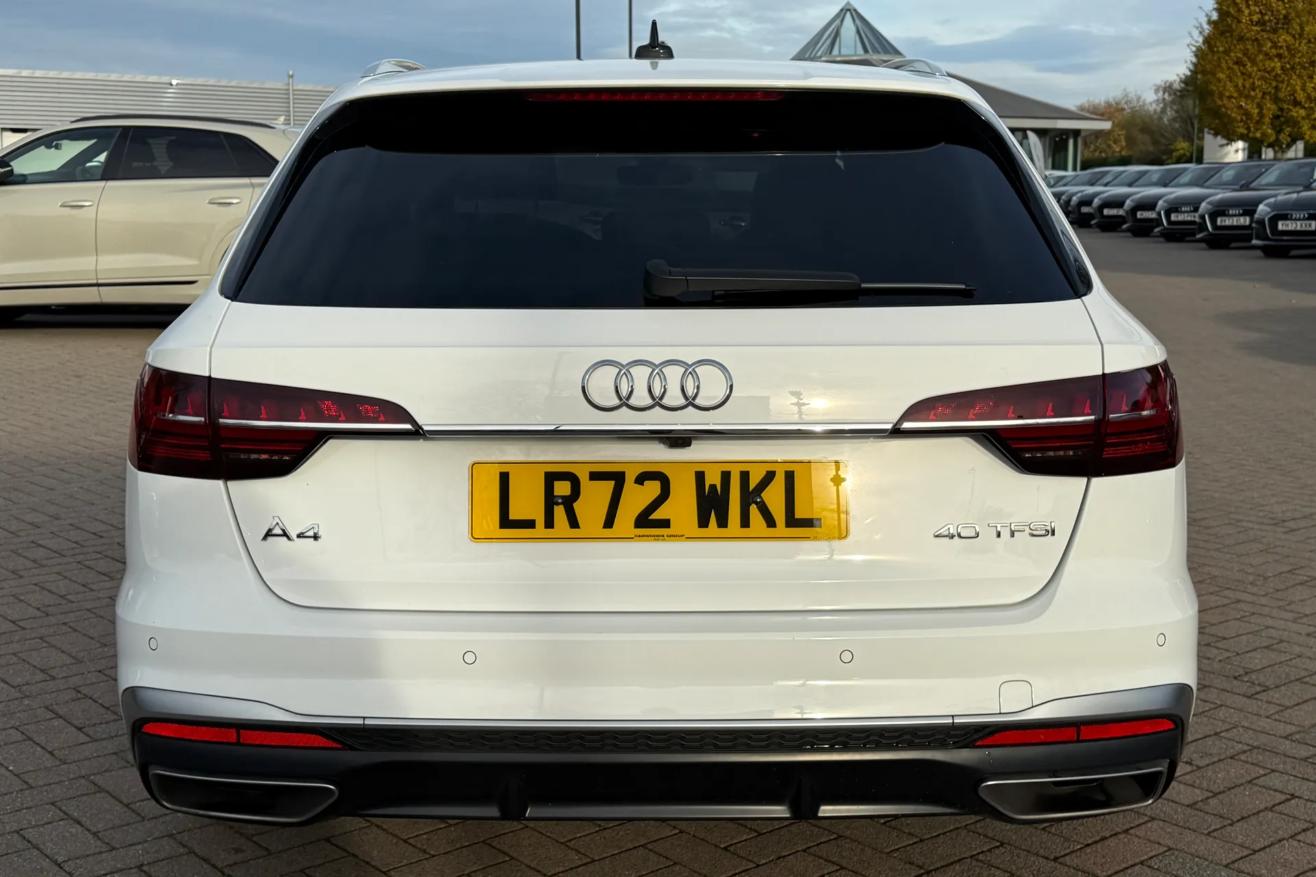 Audi A4 thumbnail image number 29