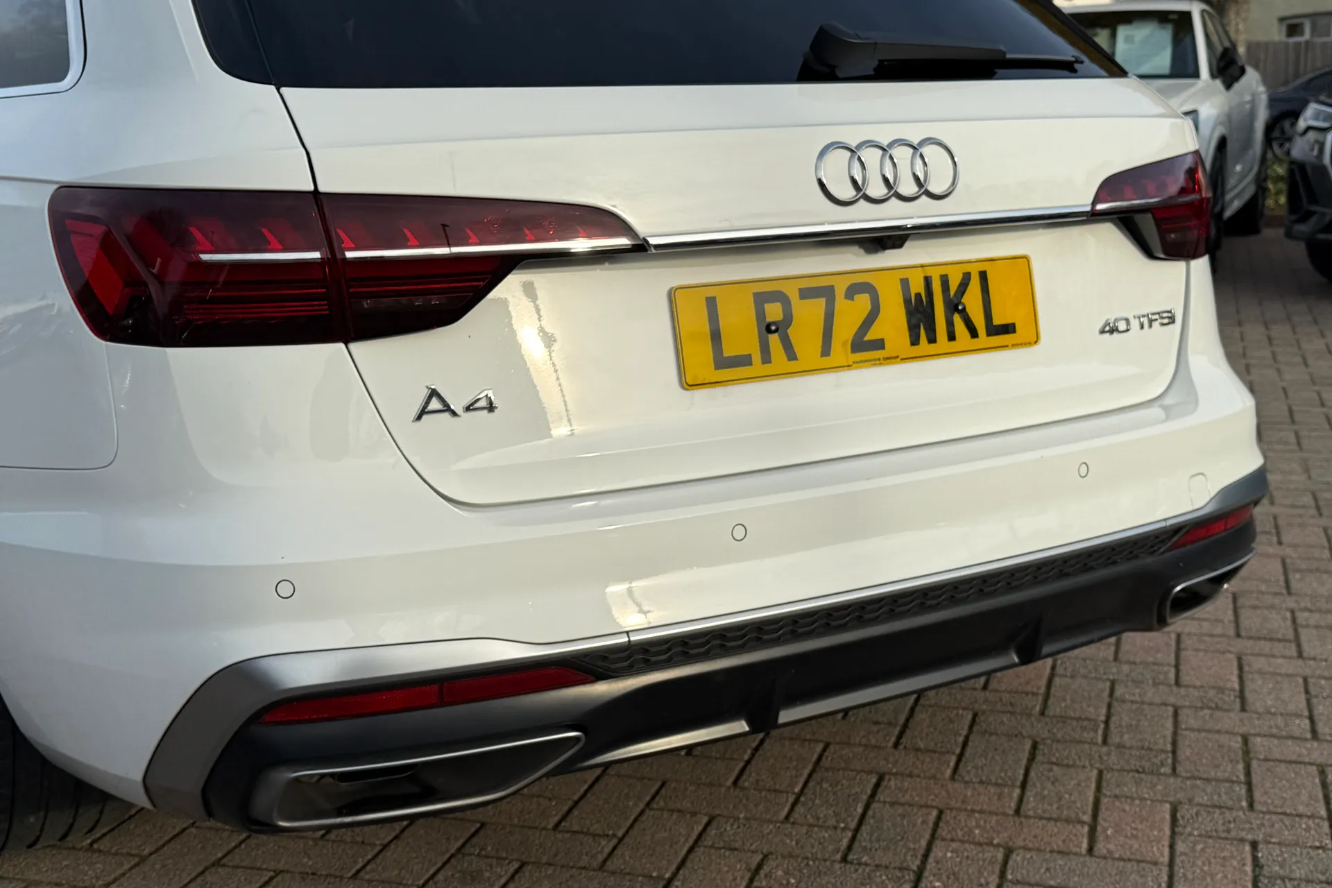 Audi A4 thumbnail image number 48