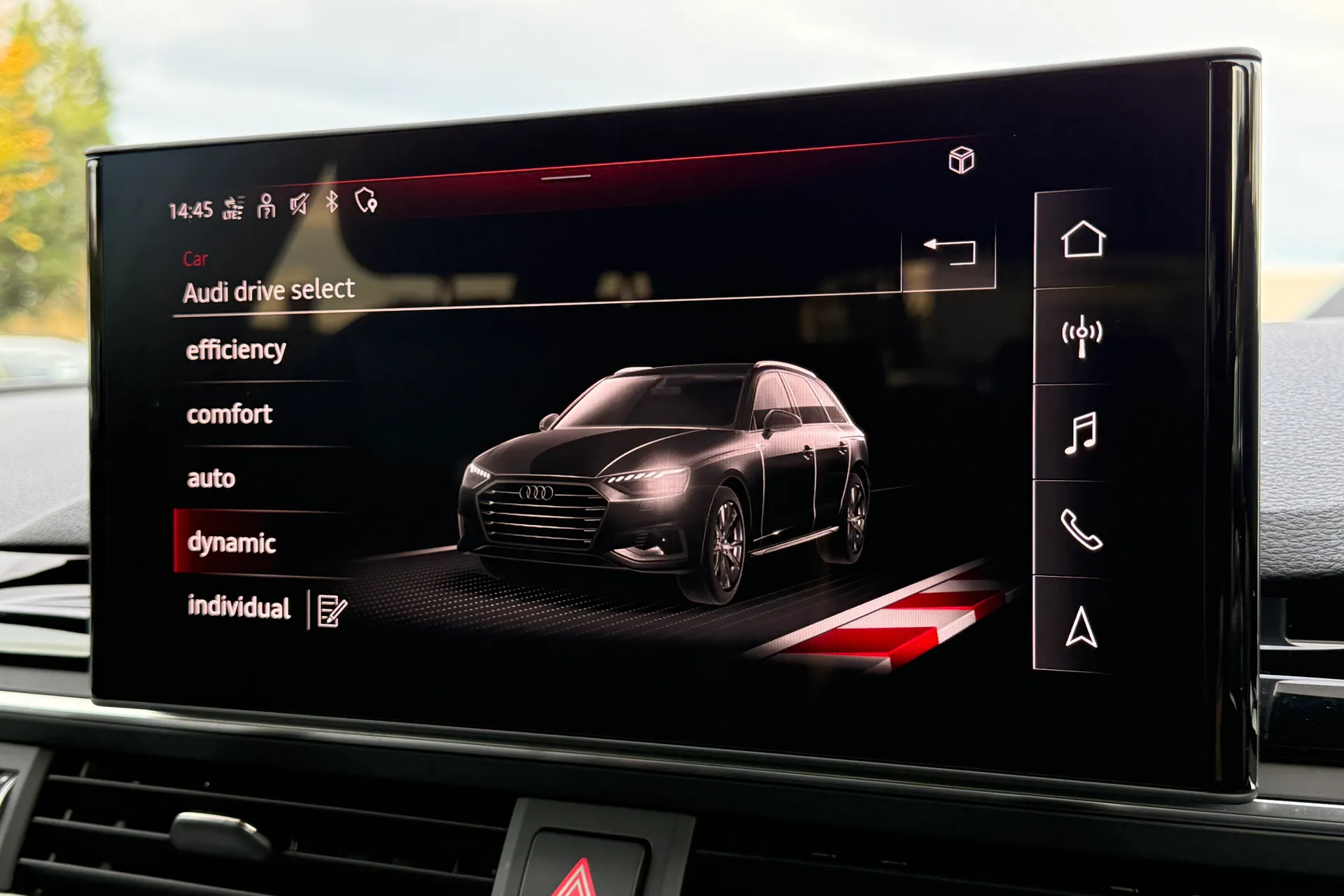 Audi A4 thumbnail image number 9