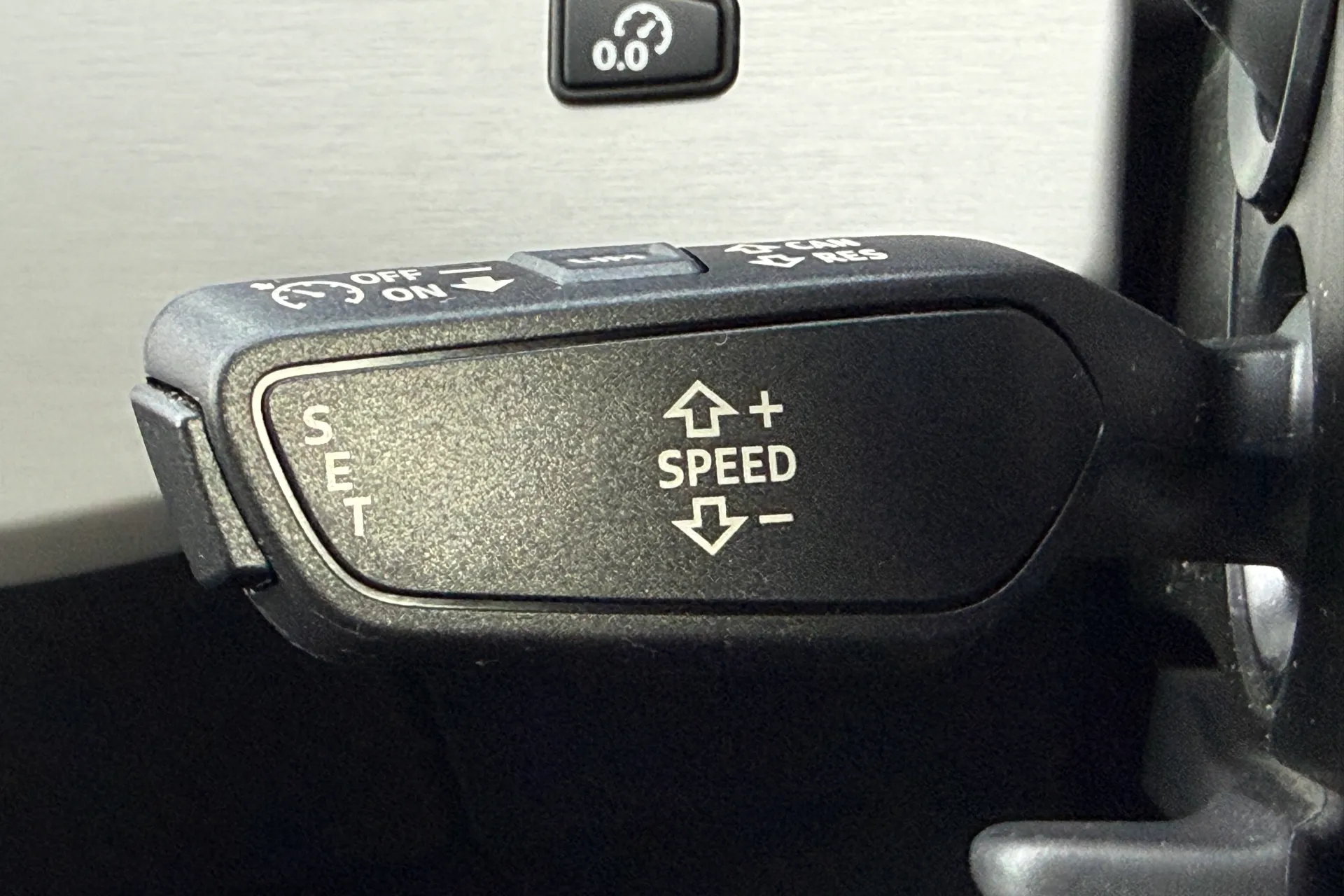 Audi A4 thumbnail image number 15