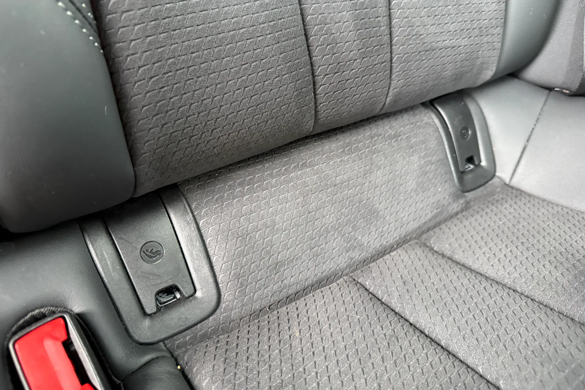 Audi A4 thumbnail image number 40