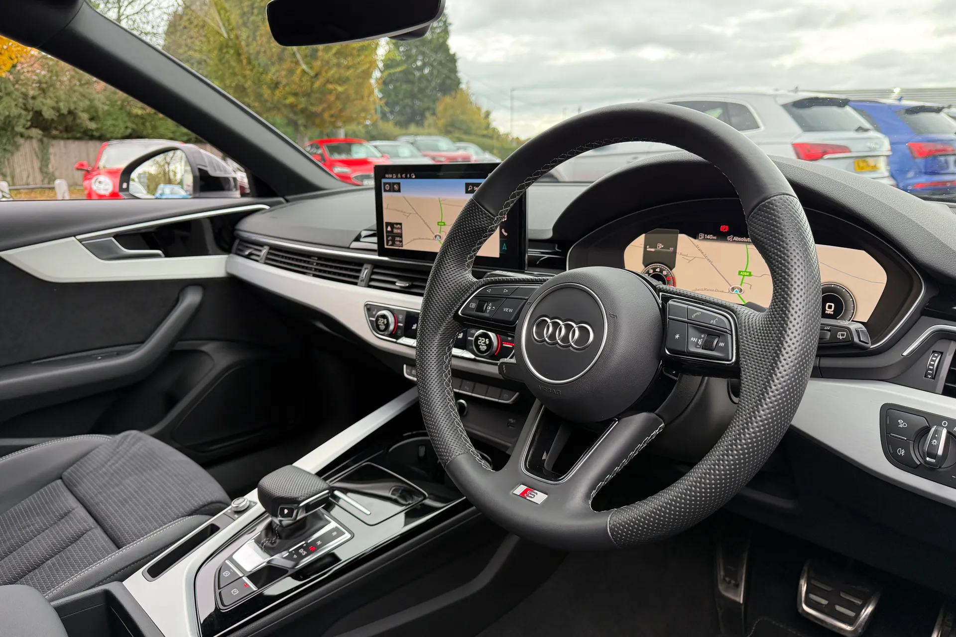 Audi A4 thumbnail image number 26