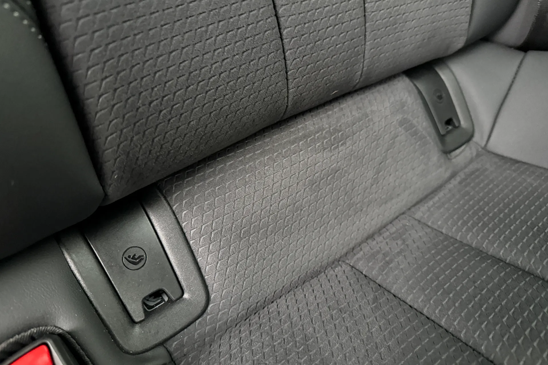 Audi A4 thumbnail image number 41