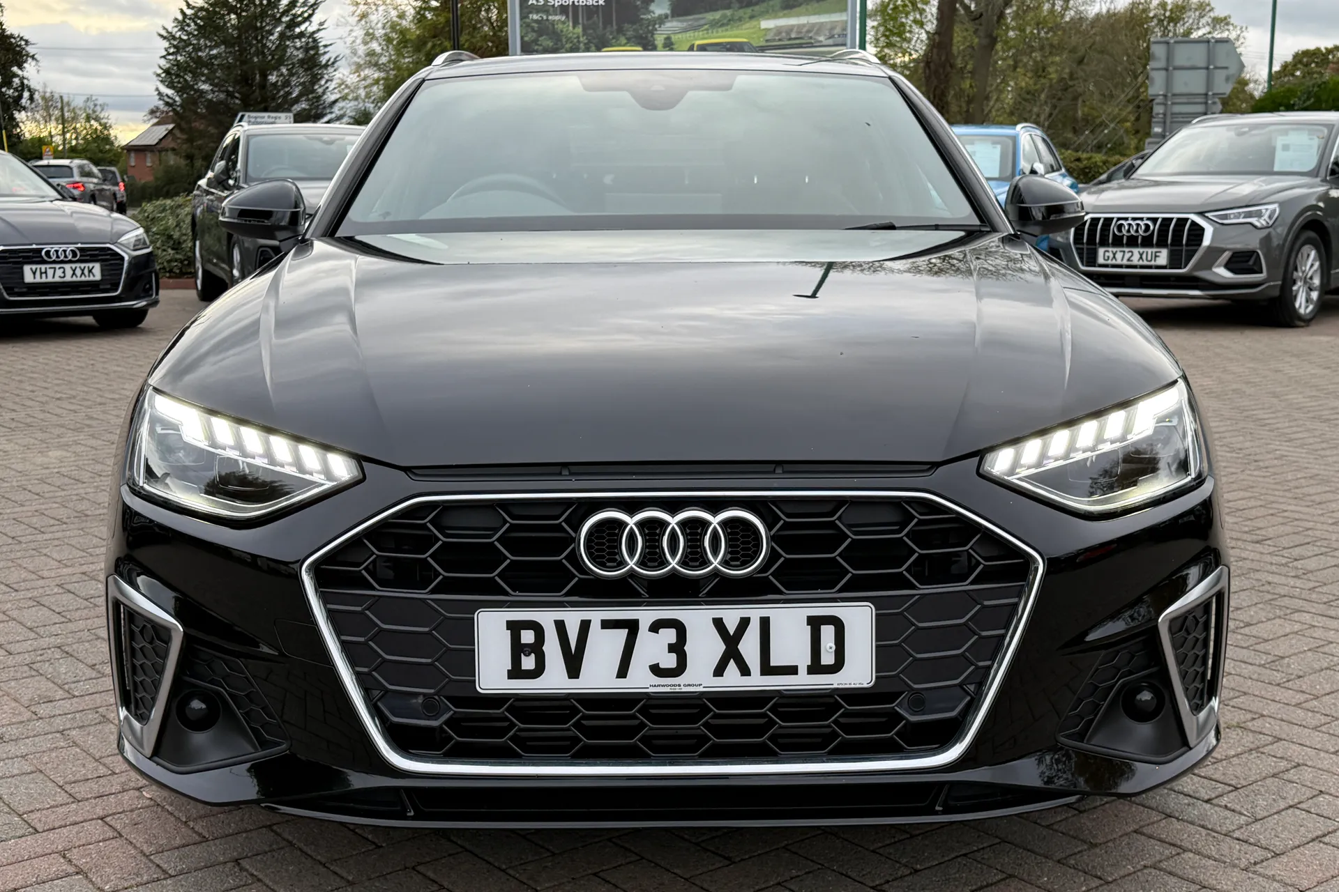 Audi A4 thumbnail image number 23