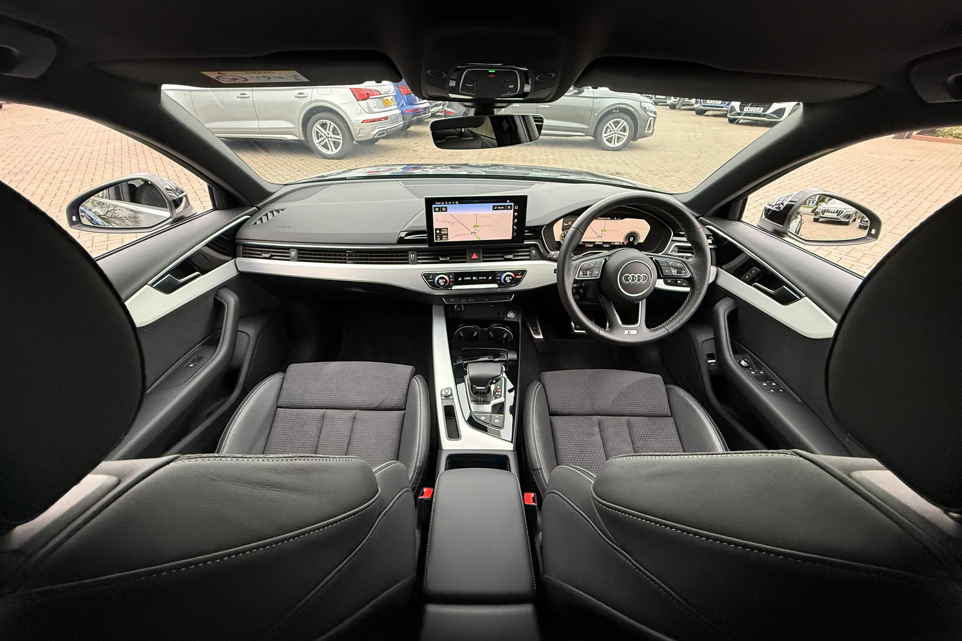 Audi A4 thumbnail image number 3