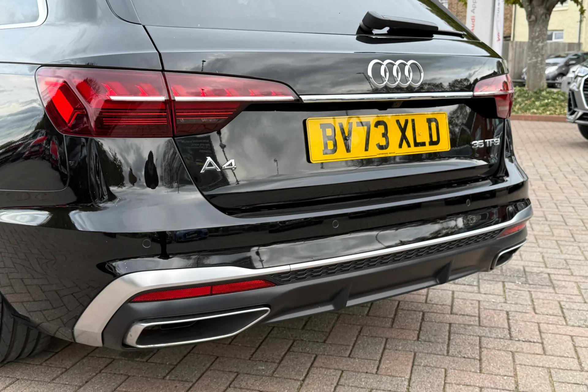 Audi A4 thumbnail image number 49