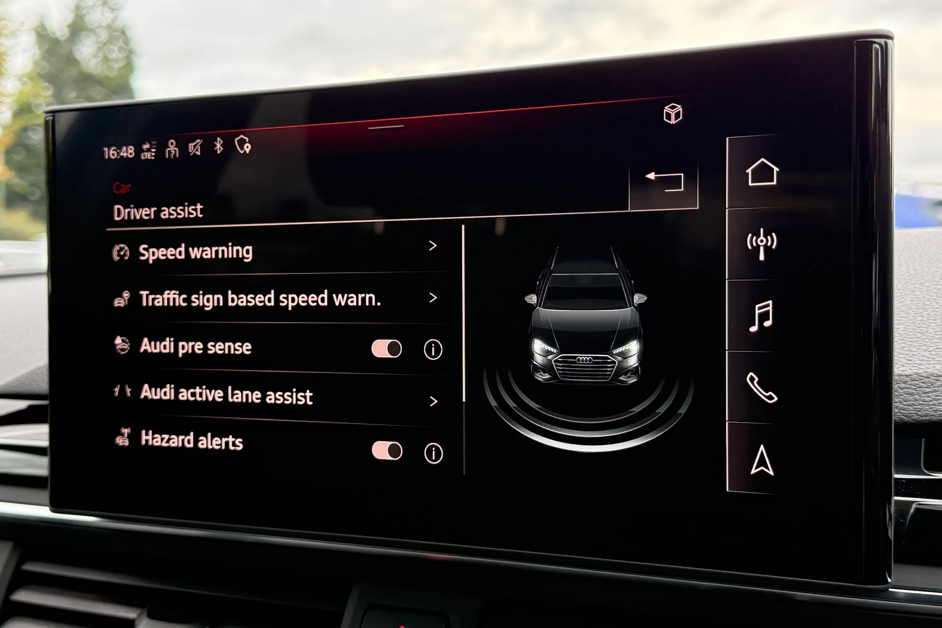 Audi A4 thumbnail image number 10