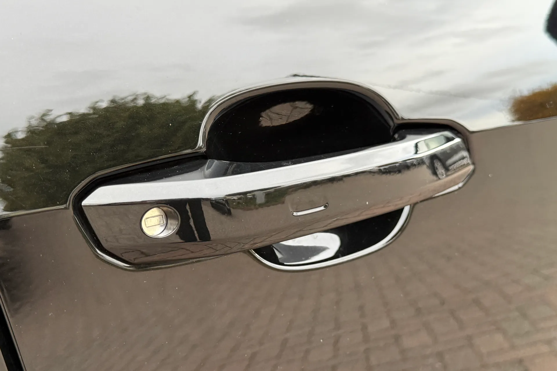 Audi A4 thumbnail image number 51