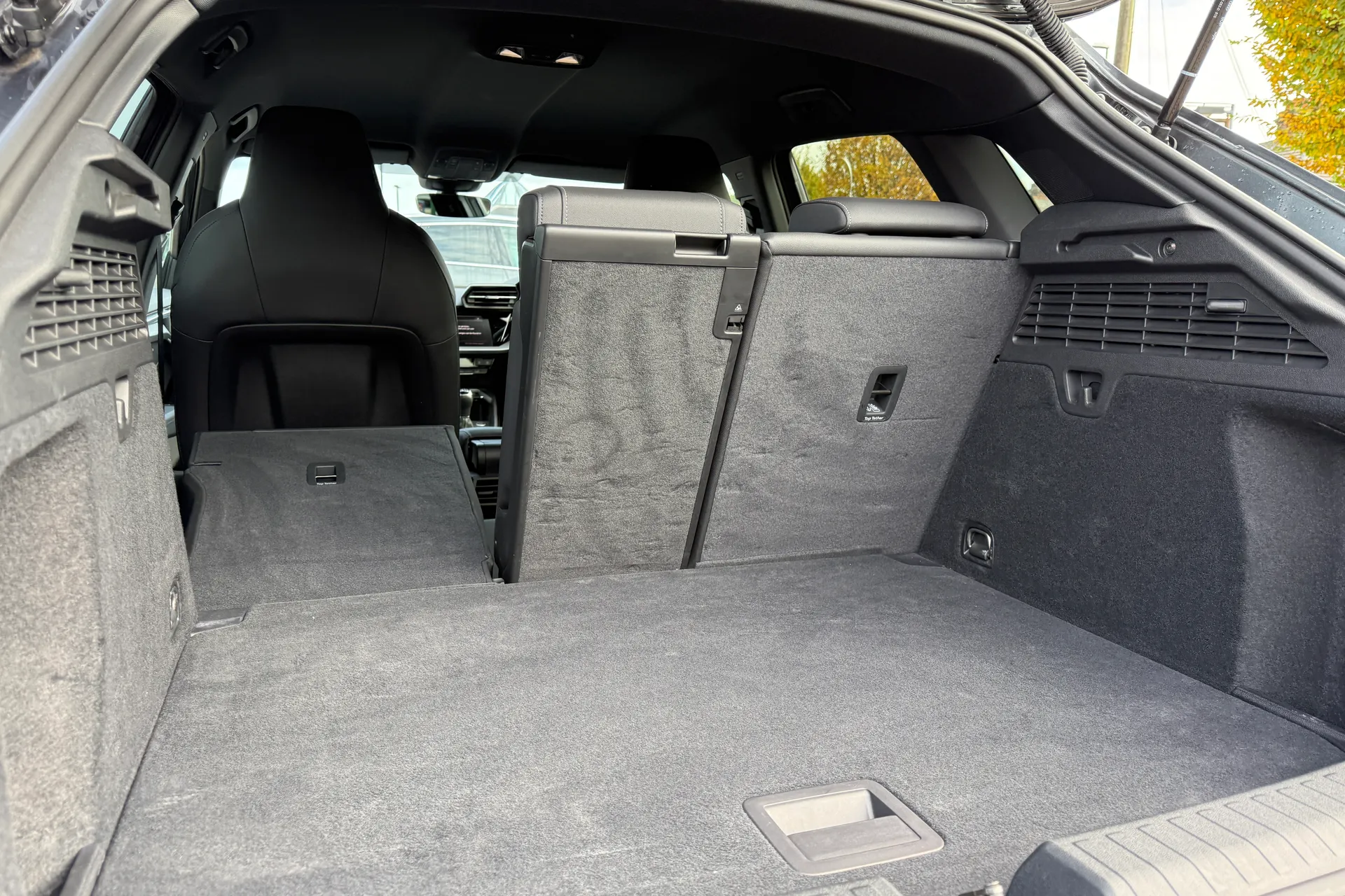 Audi A3 thumbnail image number 32