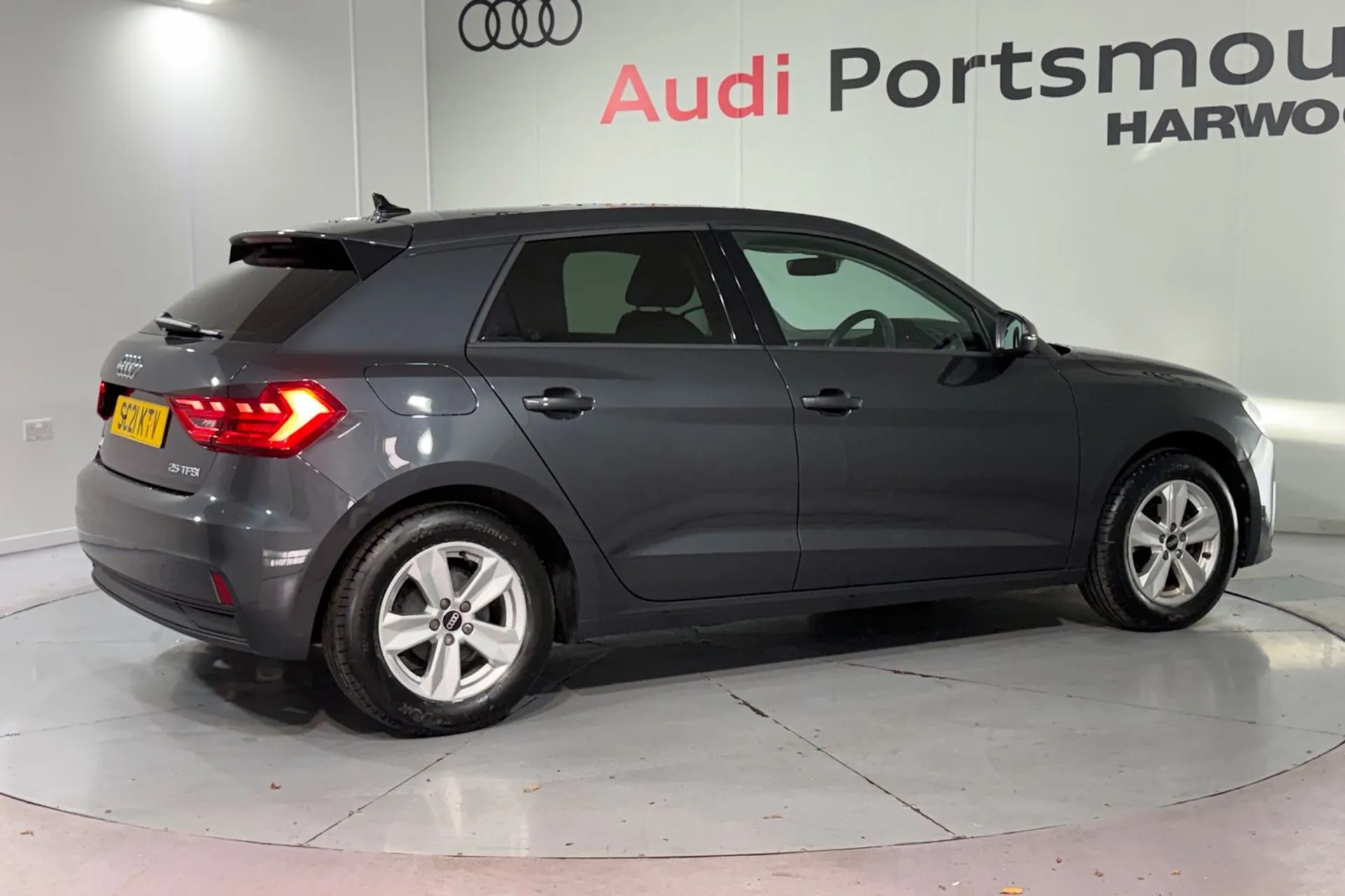 Audi A1 thumbnail image number 9