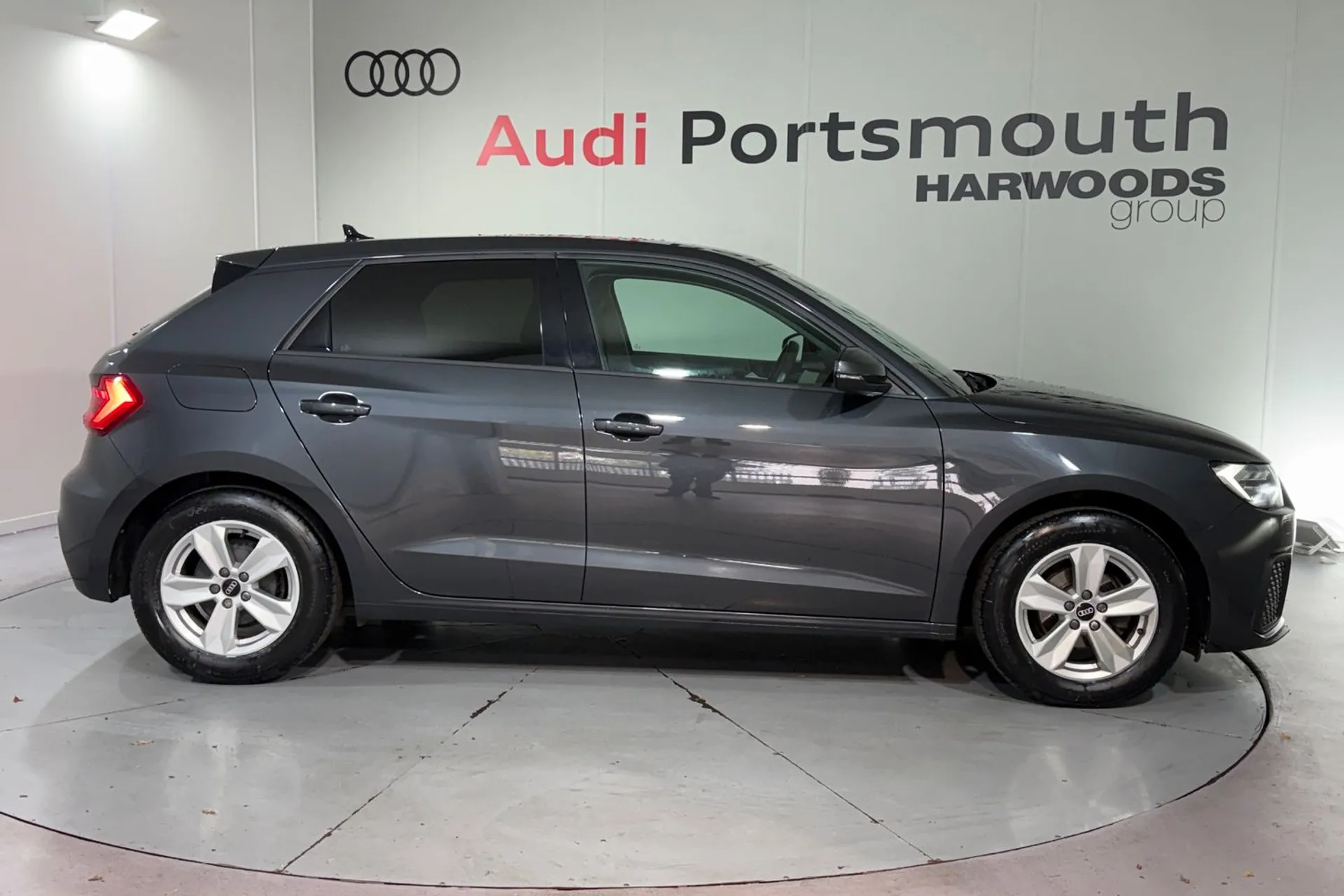 Audi A1 thumbnail image number 2