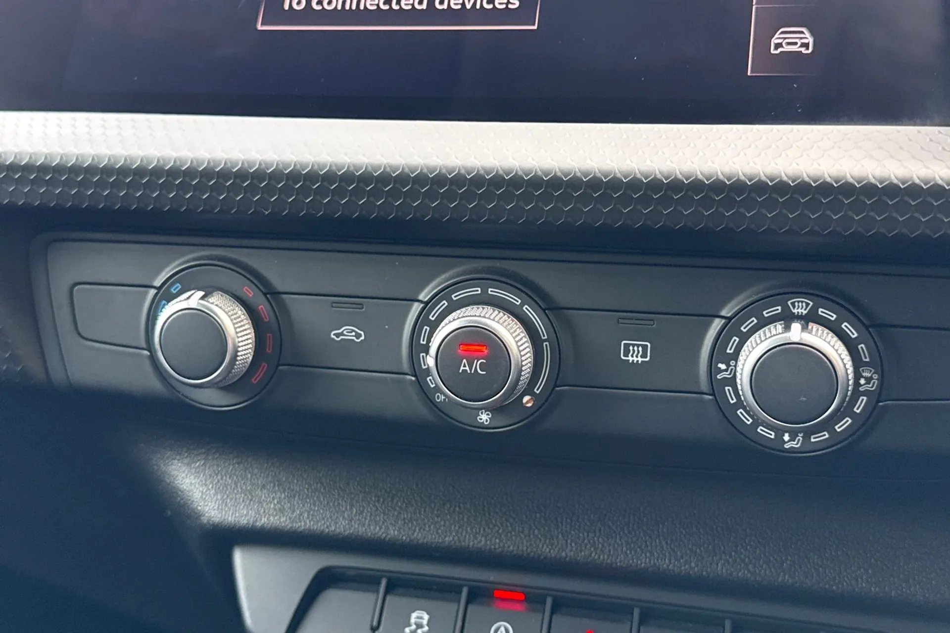 Audi A1 thumbnail image number 31