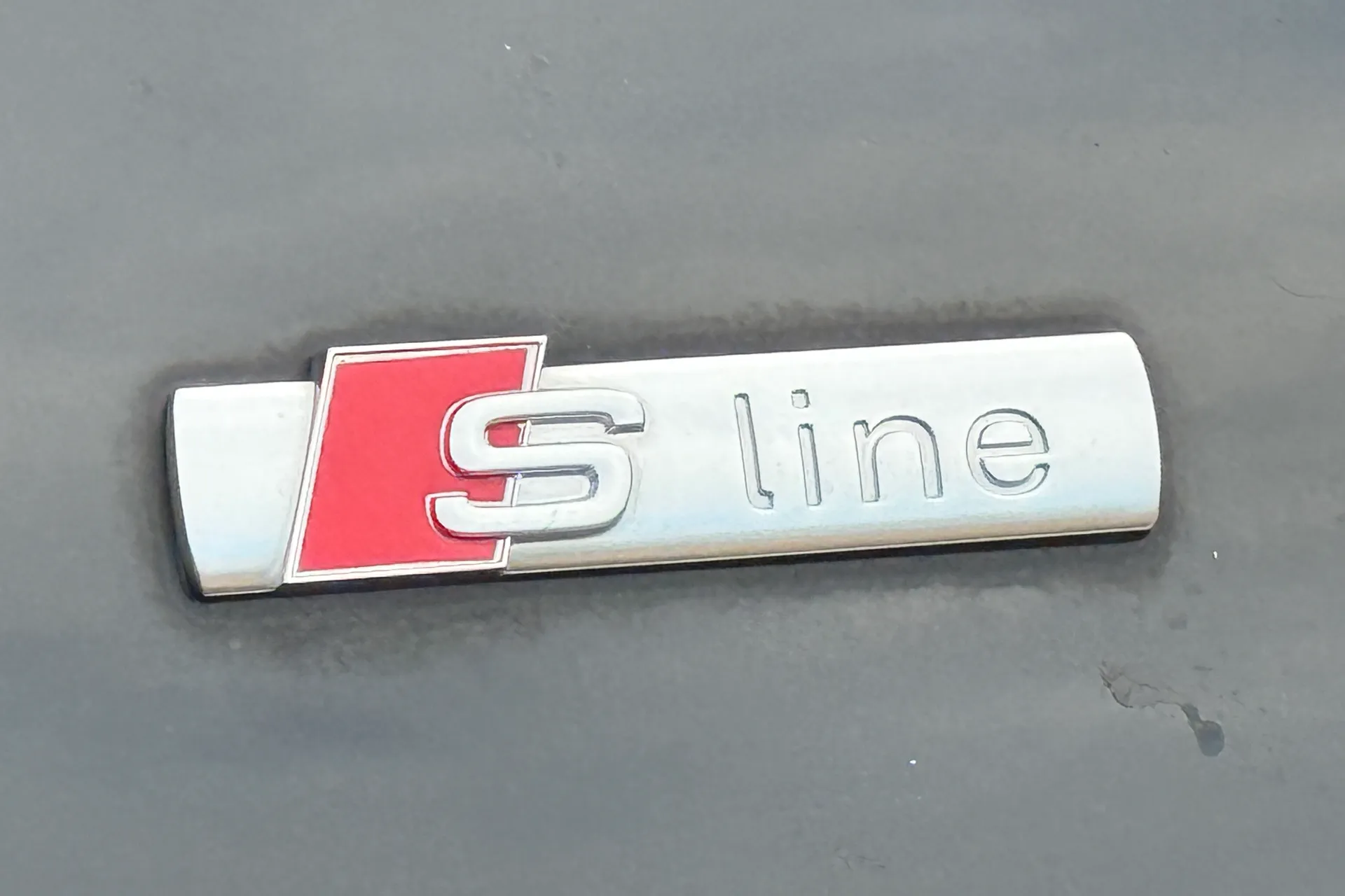 Audi A6 thumbnail image number 32