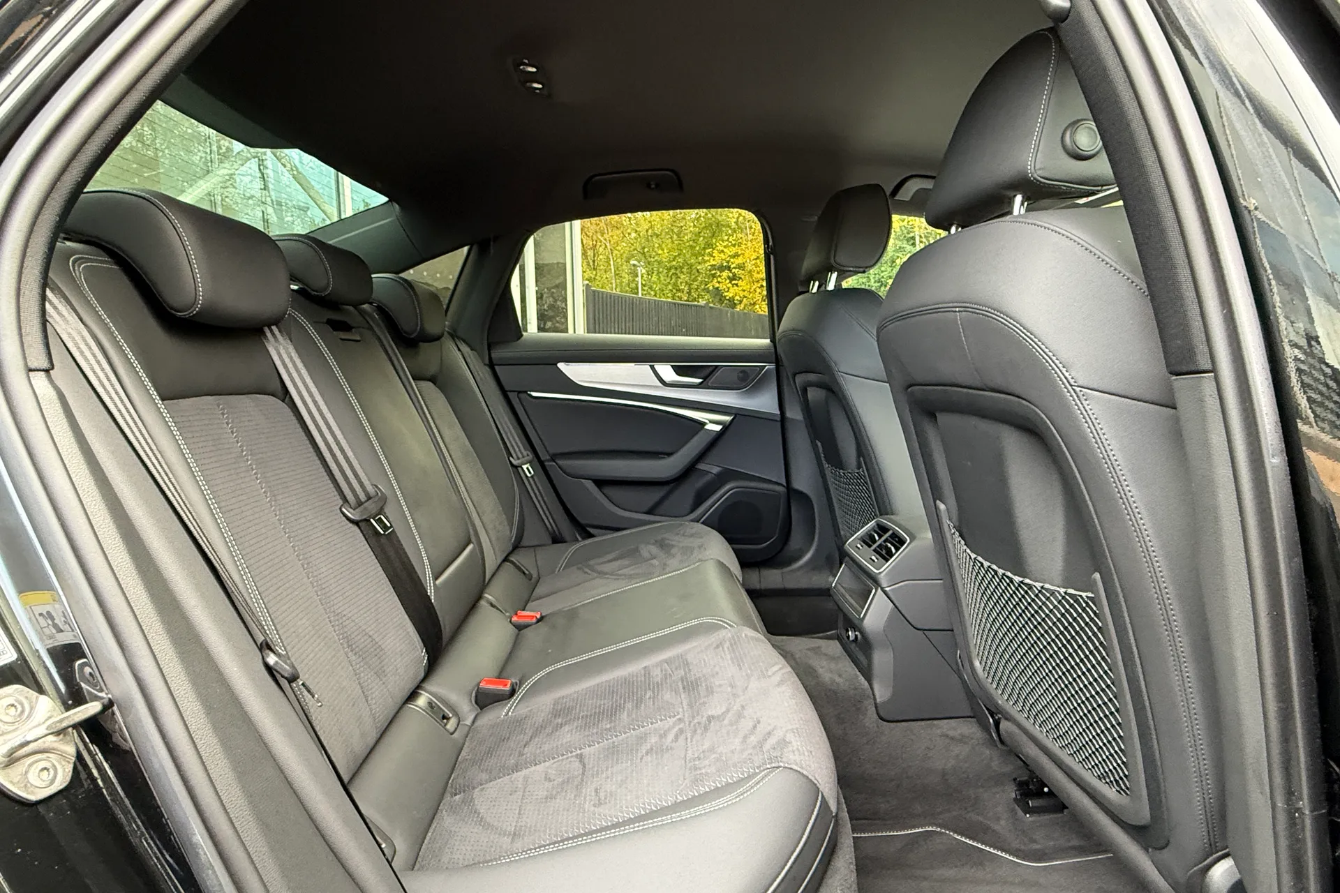 Audi A6 thumbnail image number 10