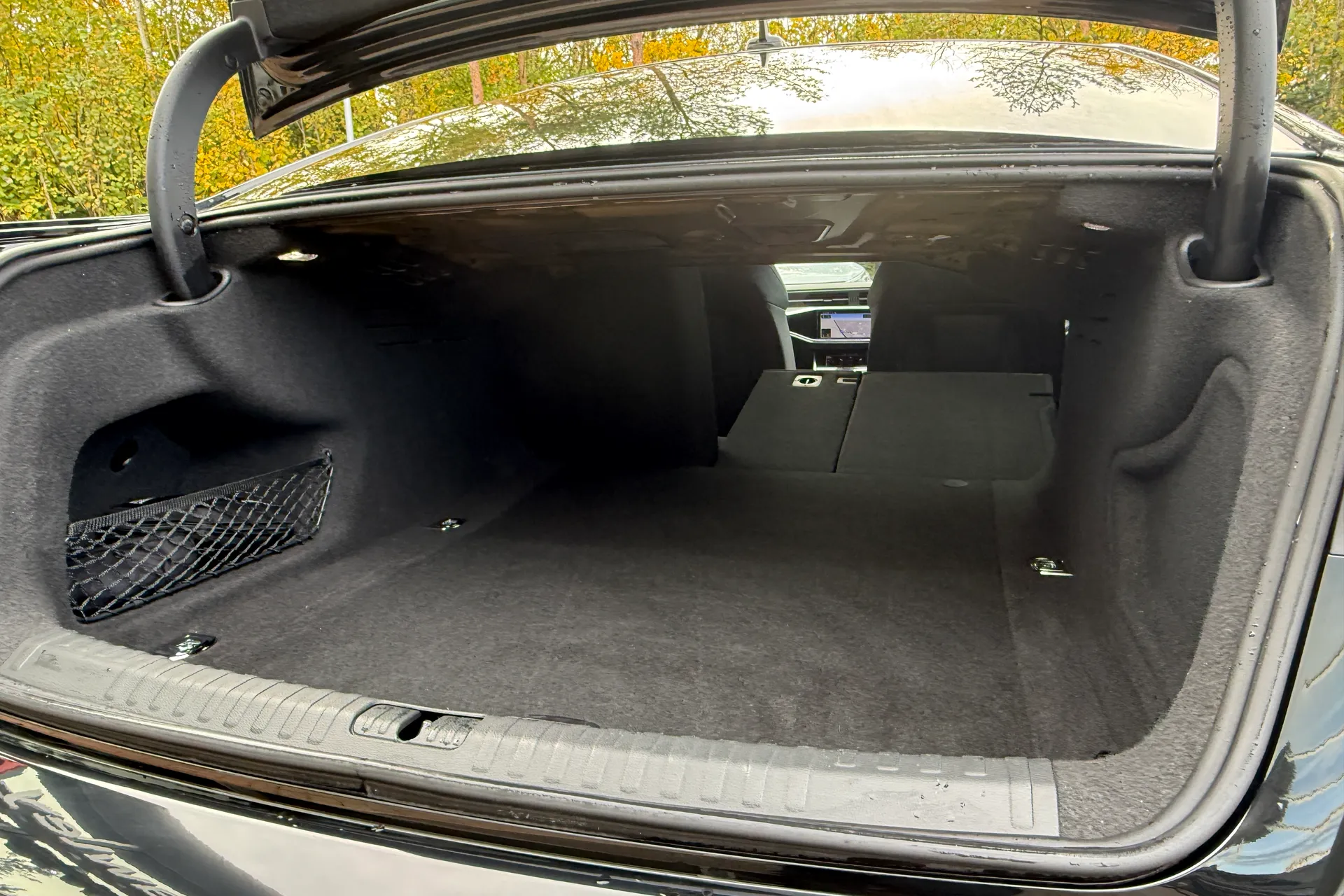 Audi A6 thumbnail image number 36