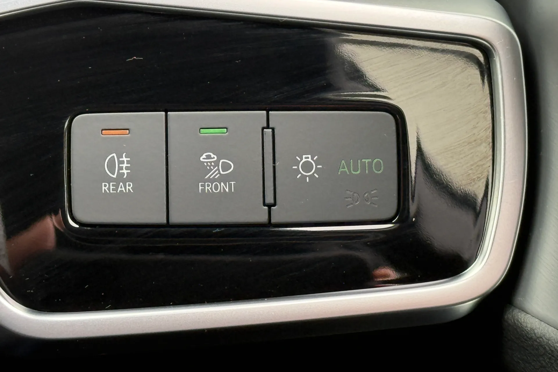 Audi A6 thumbnail image number 65