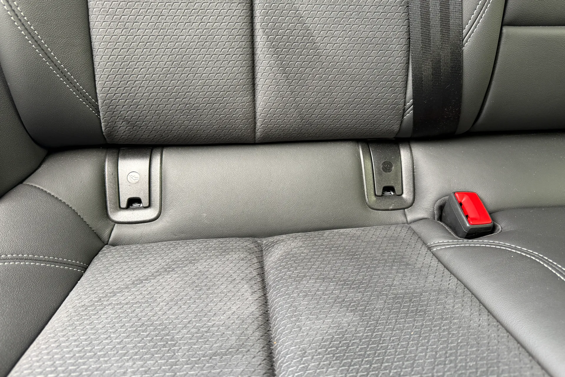 Audi A6 thumbnail image number 27