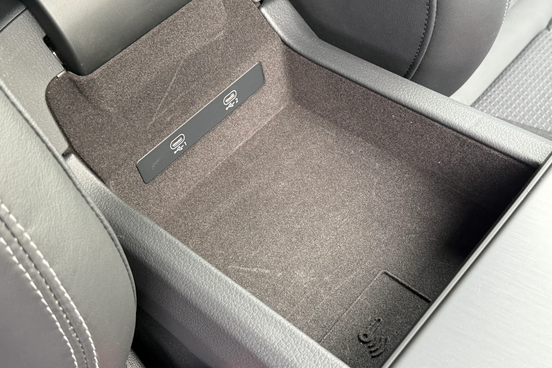 Audi A6 thumbnail image number 41