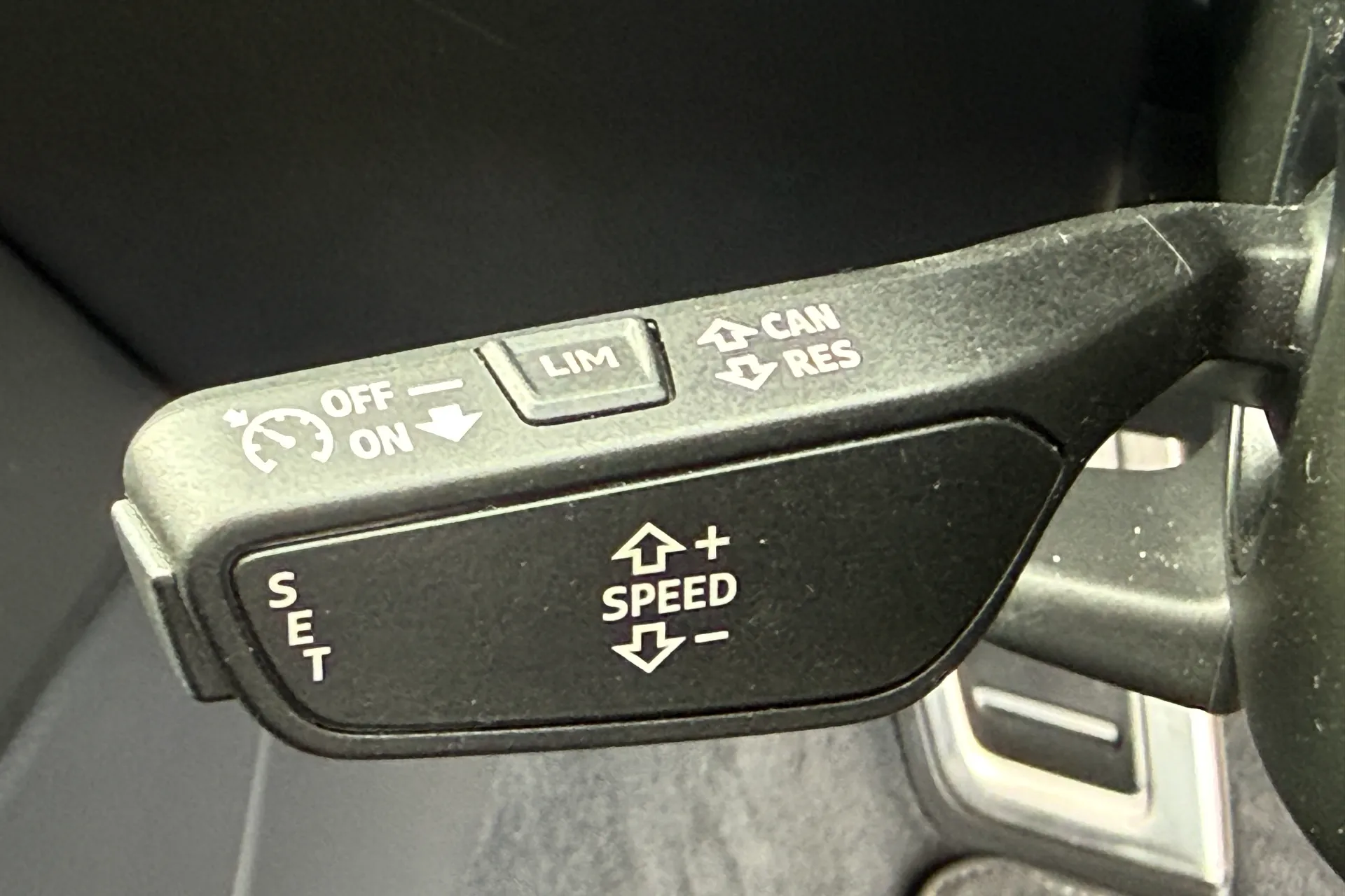 Audi A6 thumbnail image number 61