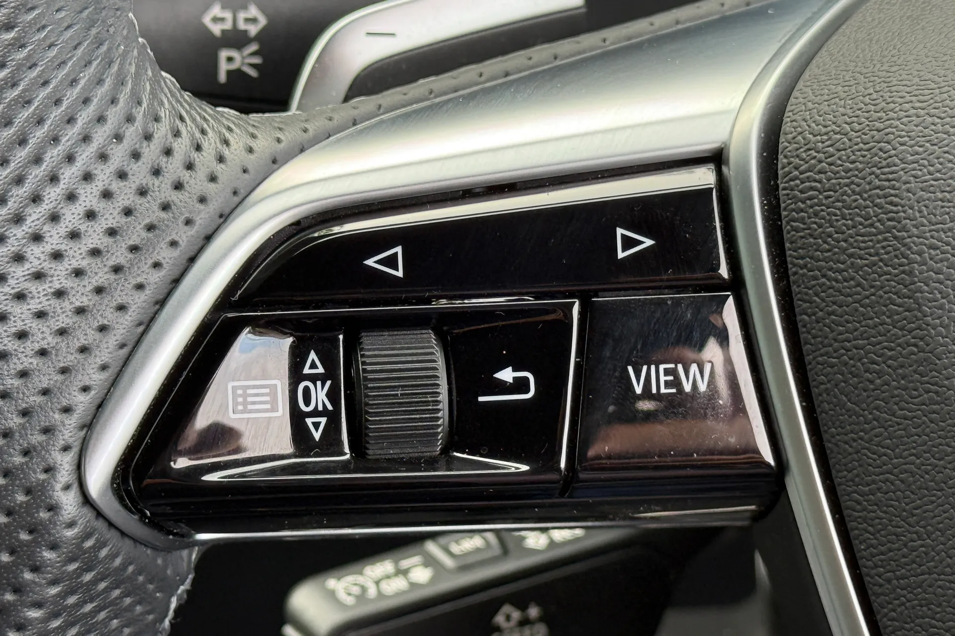 Audi A6 thumbnail image number 58