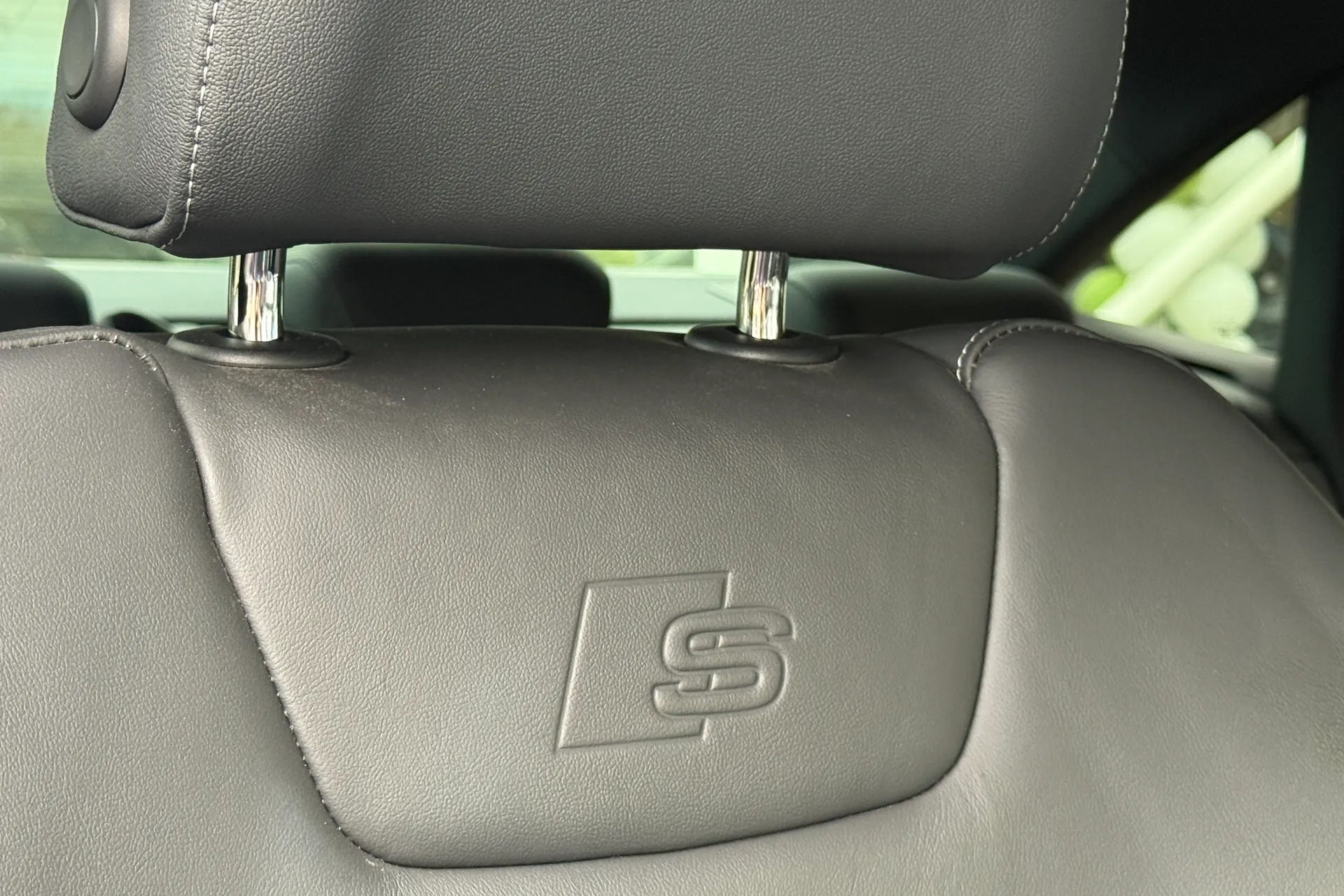 Audi A6 thumbnail image number 55