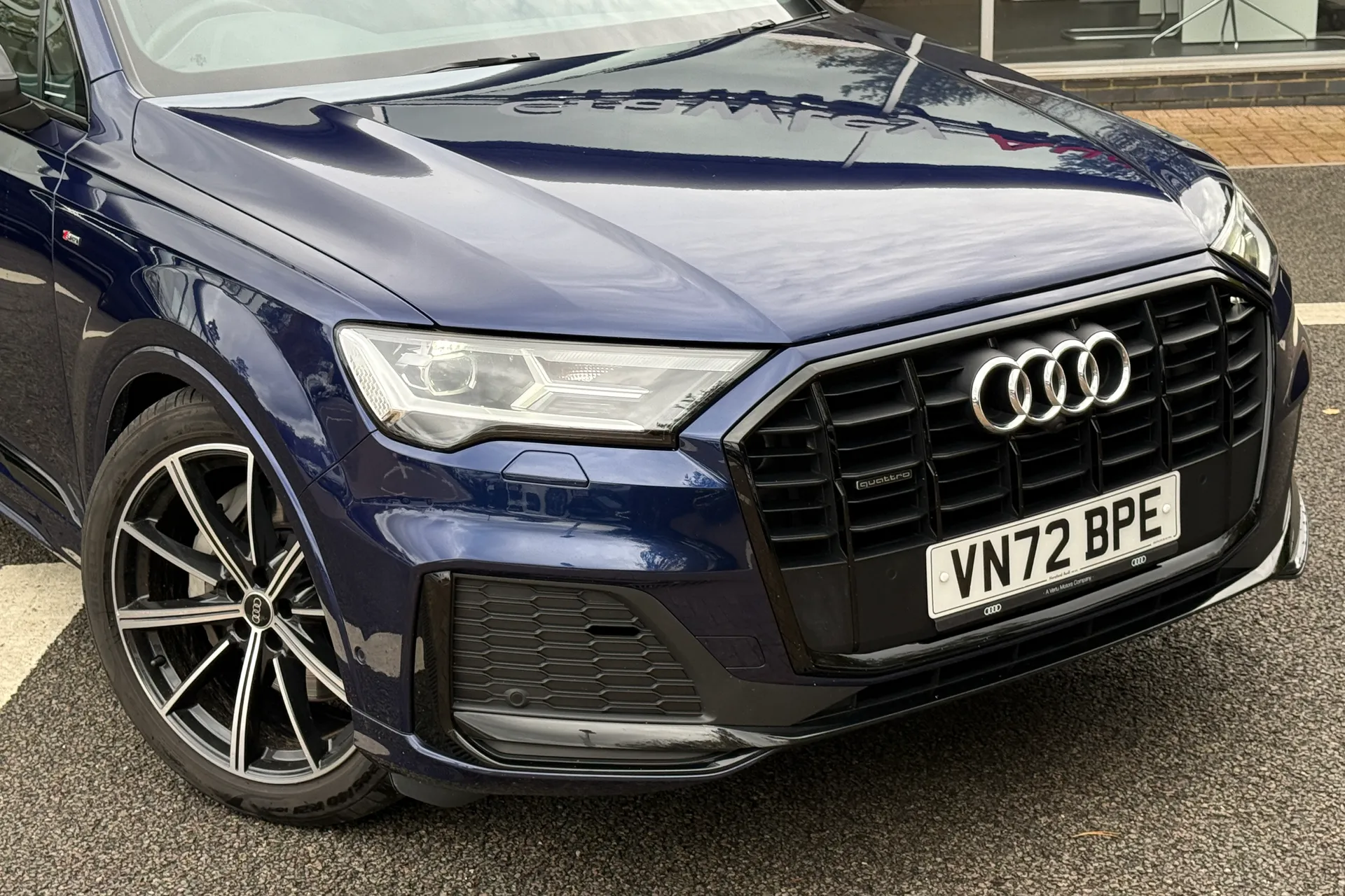 Audi Q7 thumbnail image number 23