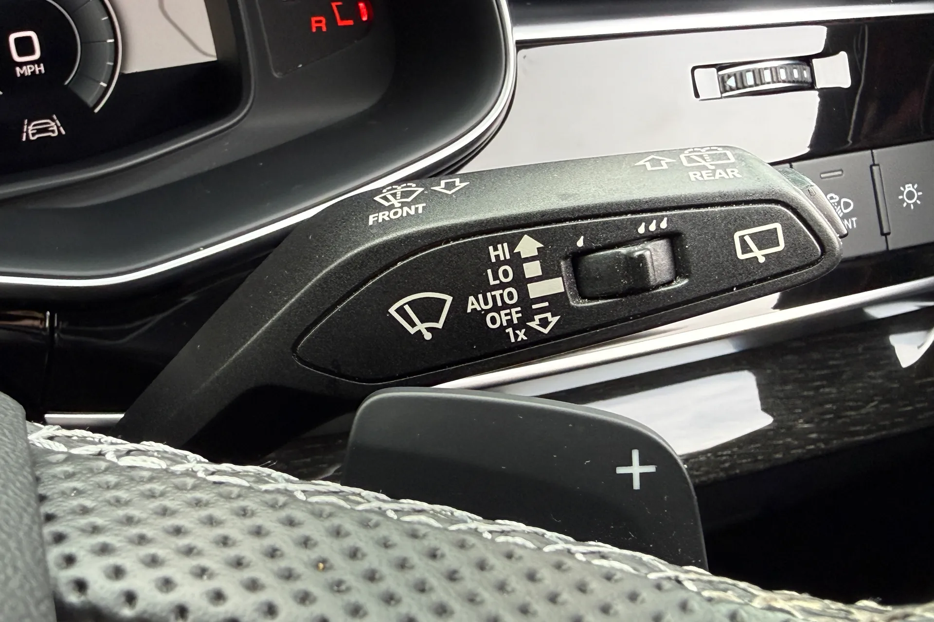 Audi Q7 thumbnail image number 71