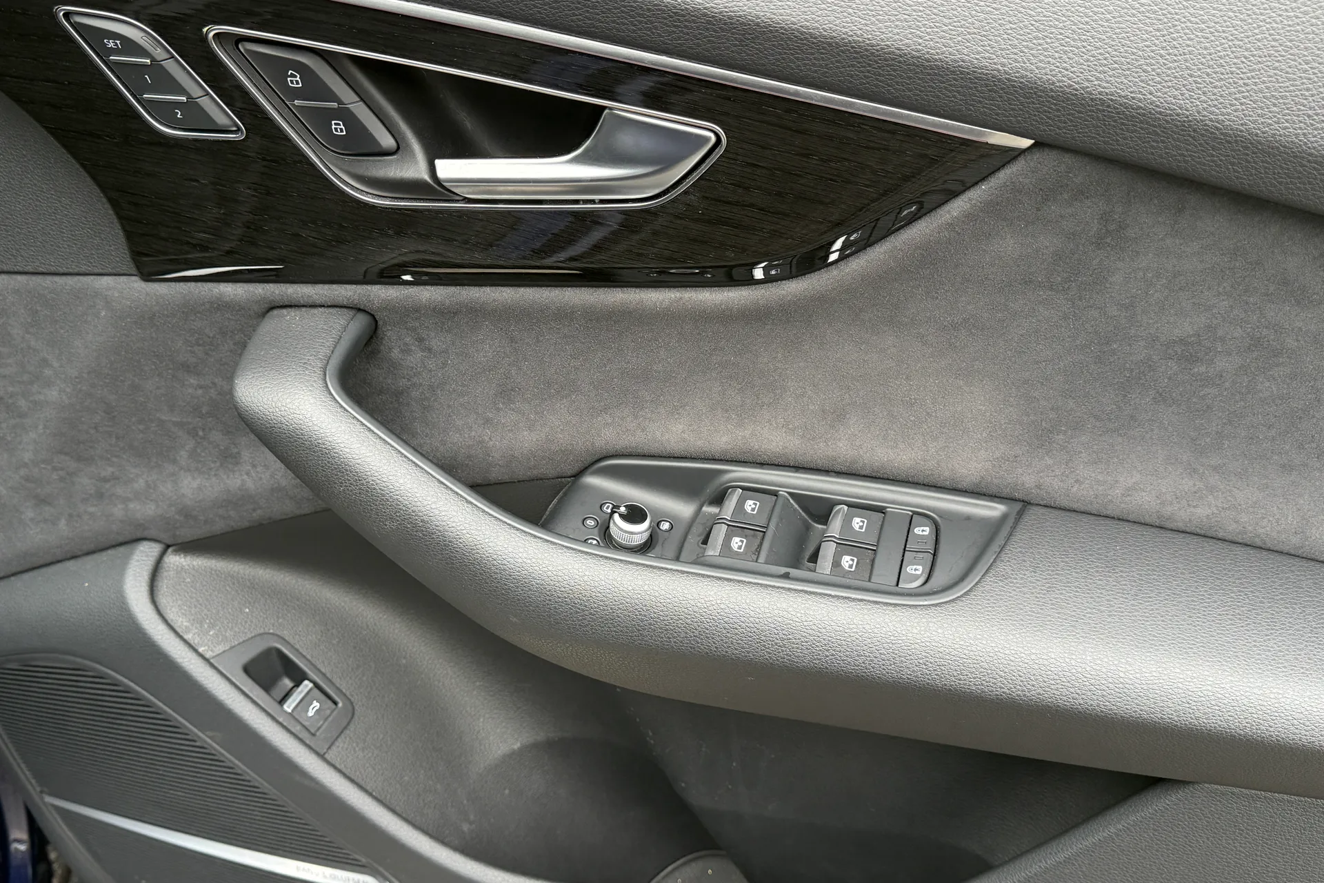 Audi Q7 thumbnail image number 49