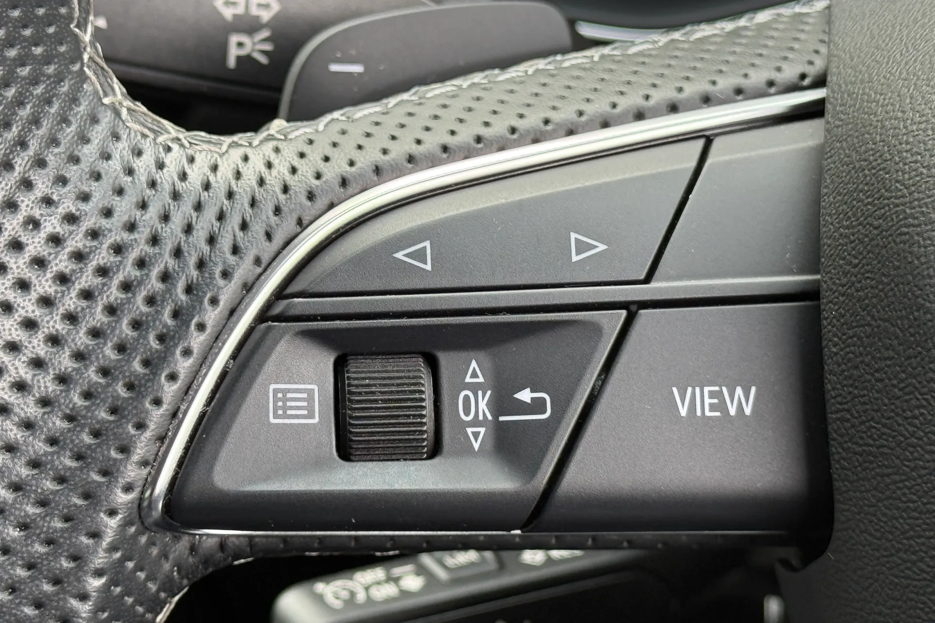 Audi Q7 thumbnail image number 65