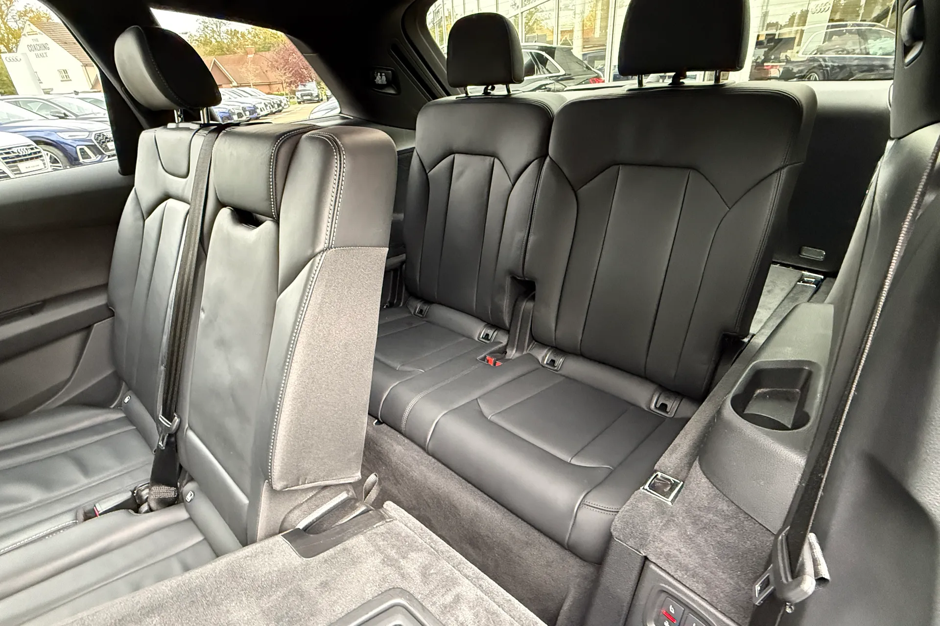 Audi Q7 thumbnail image number 21