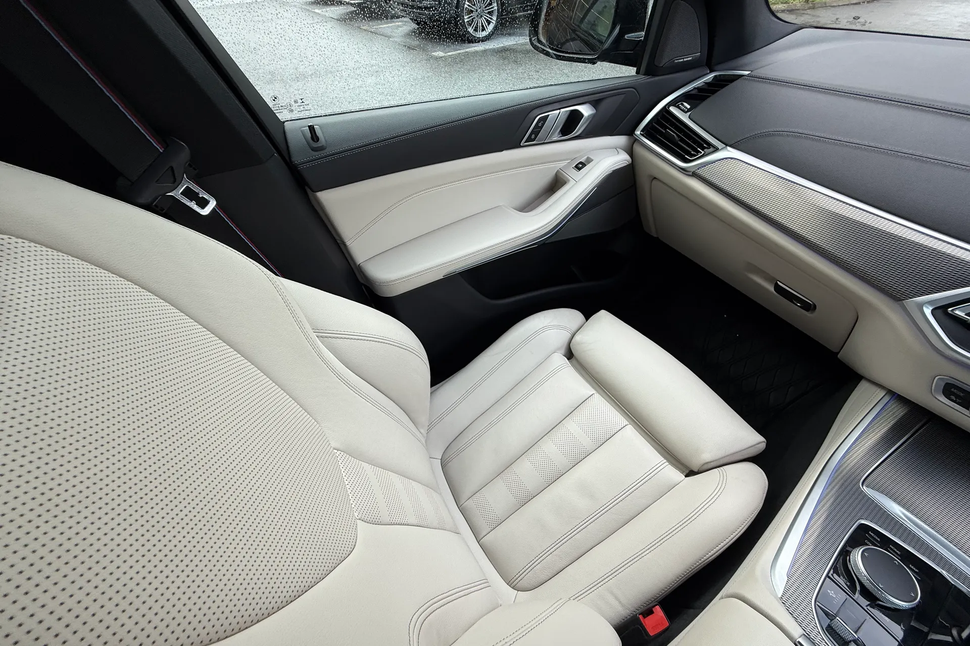 BMW X5 thumbnail image number 12