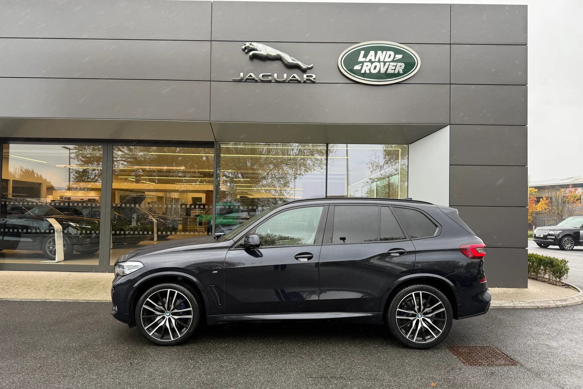 BMW X5 thumbnail image number 25