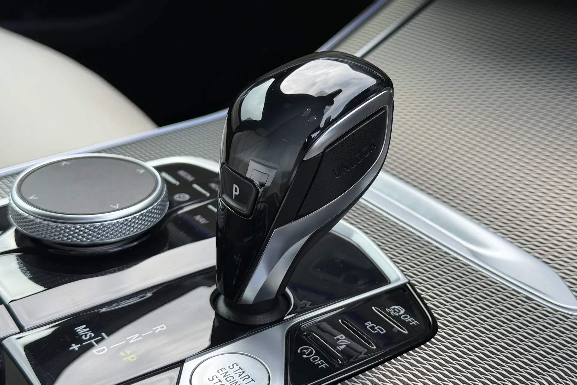 BMW X5 thumbnail image number 19