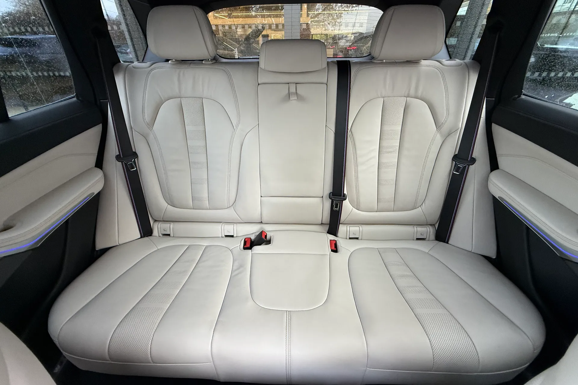 BMW X5 thumbnail image number 11