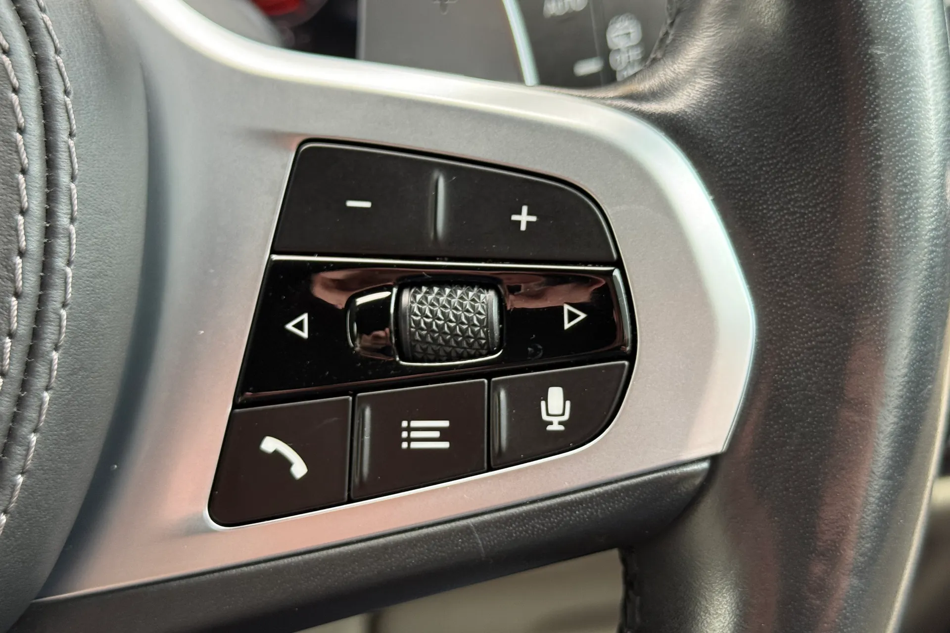 BMW X5 thumbnail image number 26