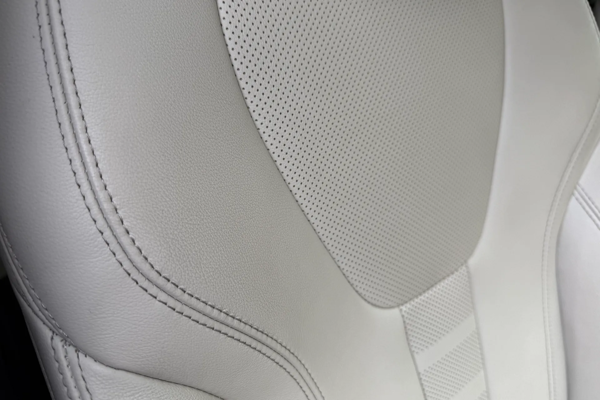 BMW X5 thumbnail image number 32