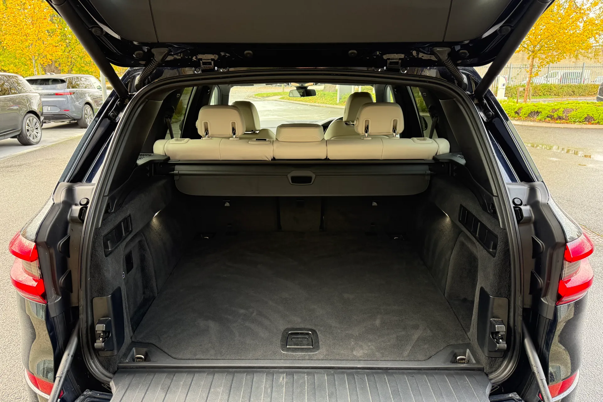 BMW X5 thumbnail image number 35