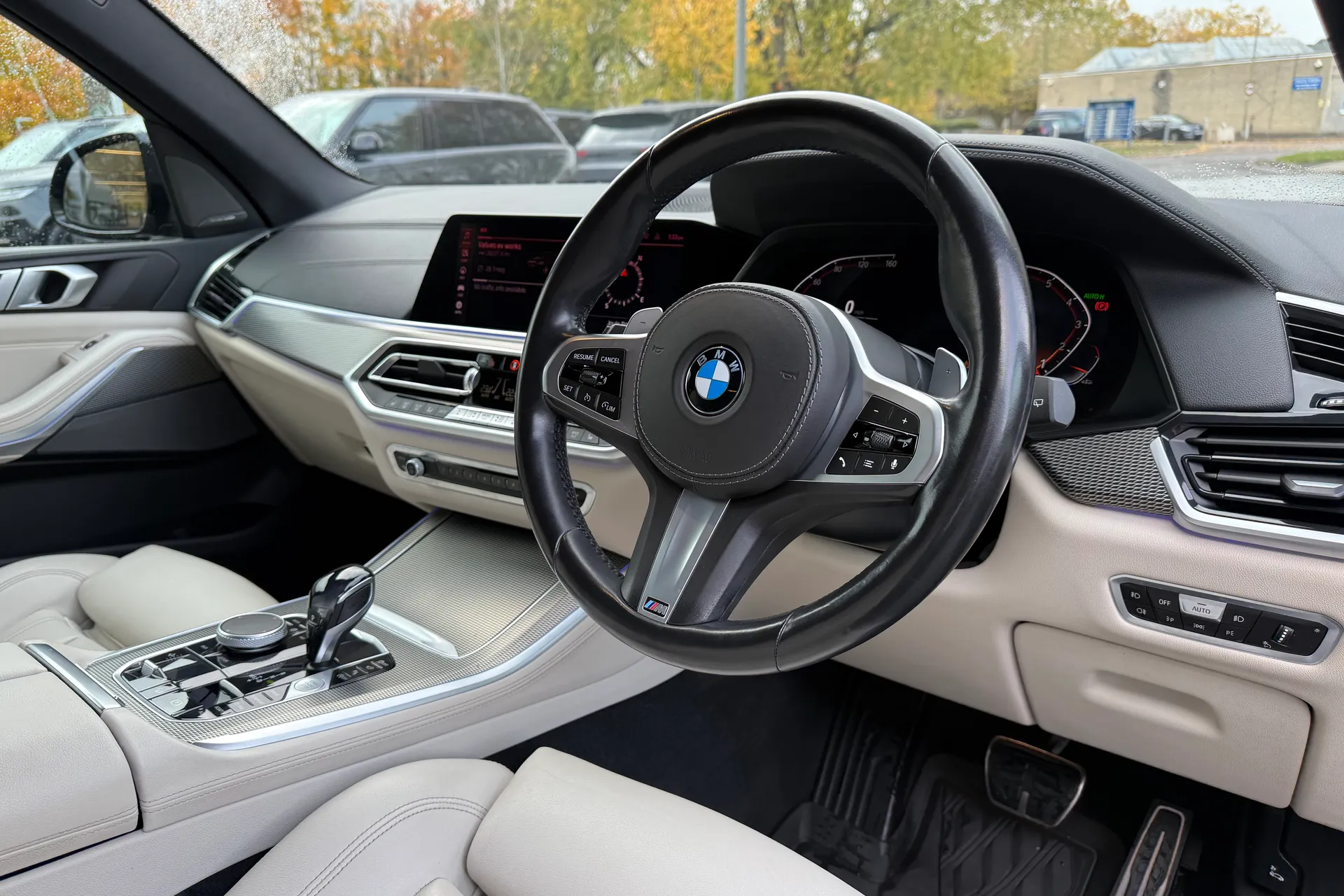 BMW X5 thumbnail image number 30