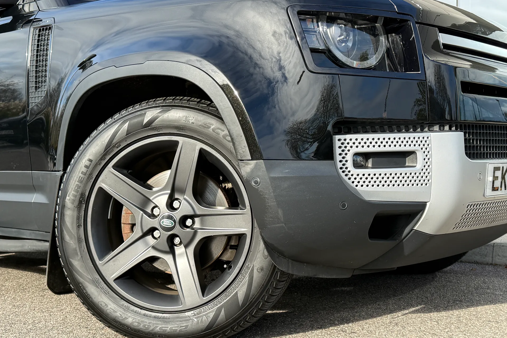 LAND ROVER DEFENDER thumbnail image number 10