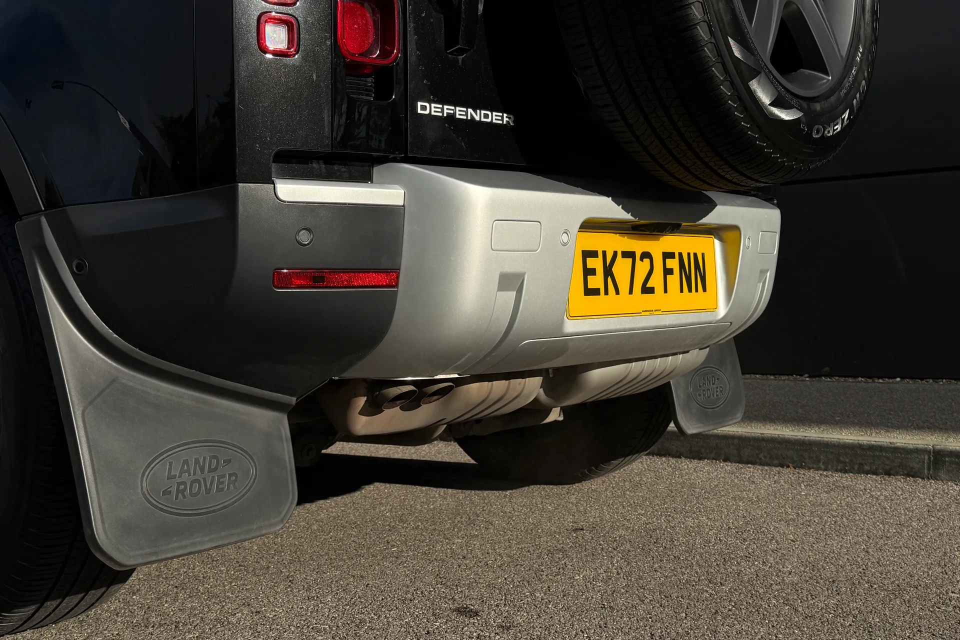 LAND ROVER DEFENDER thumbnail image number 23