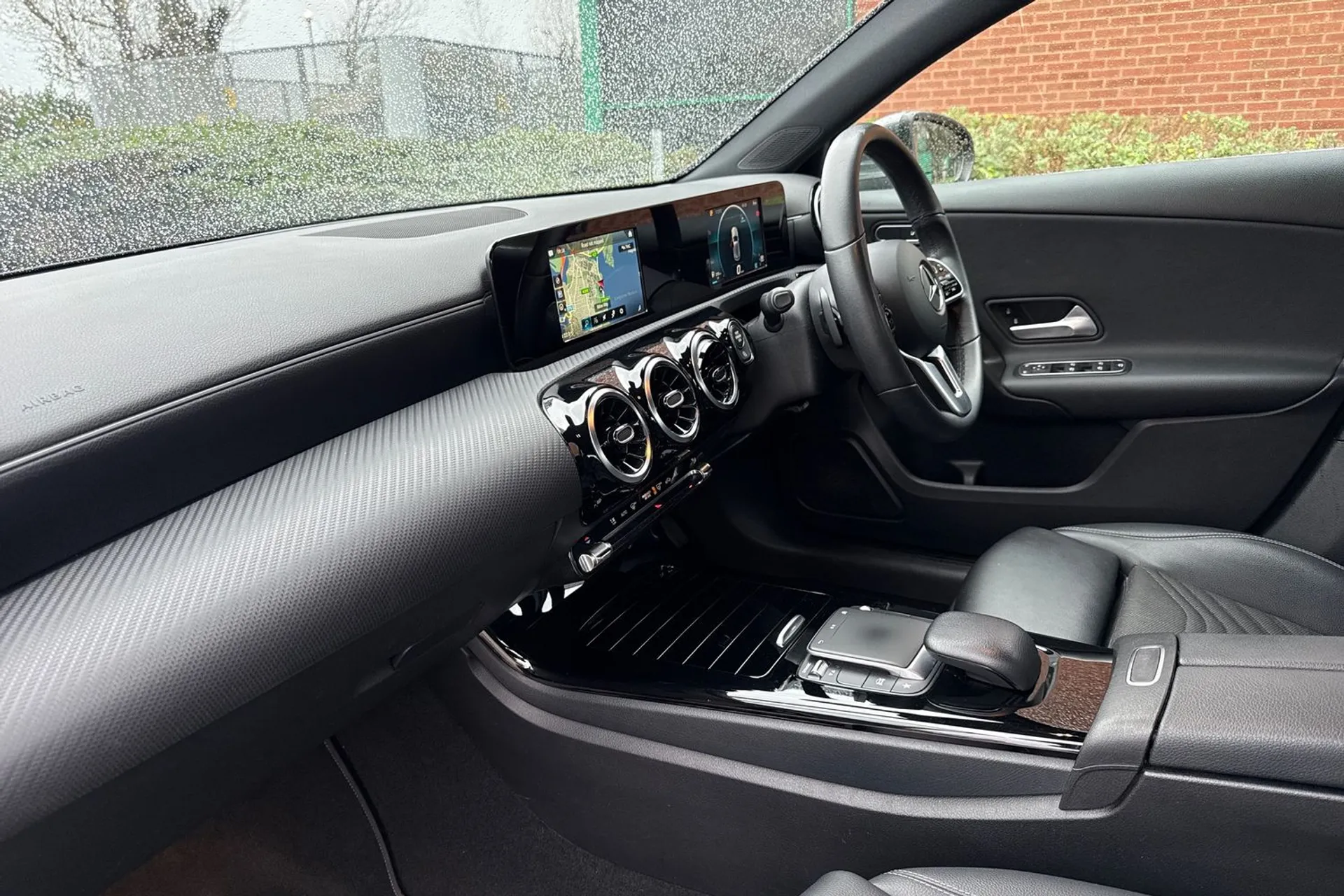 MERCEDES-BENZ A CLASS thumbnail image number 31