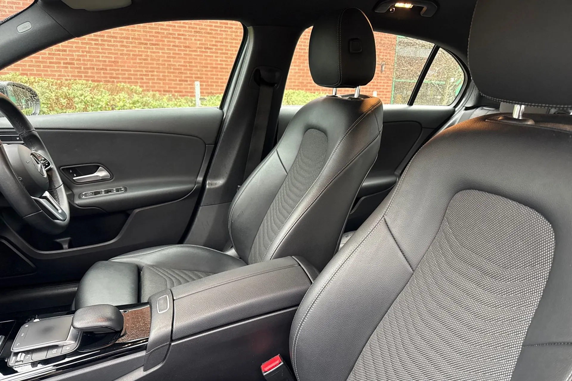 MERCEDES-BENZ A CLASS thumbnail image number 34