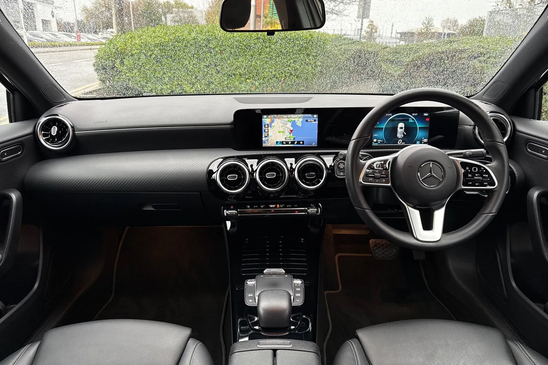 MERCEDES-BENZ A CLASS thumbnail image number 3