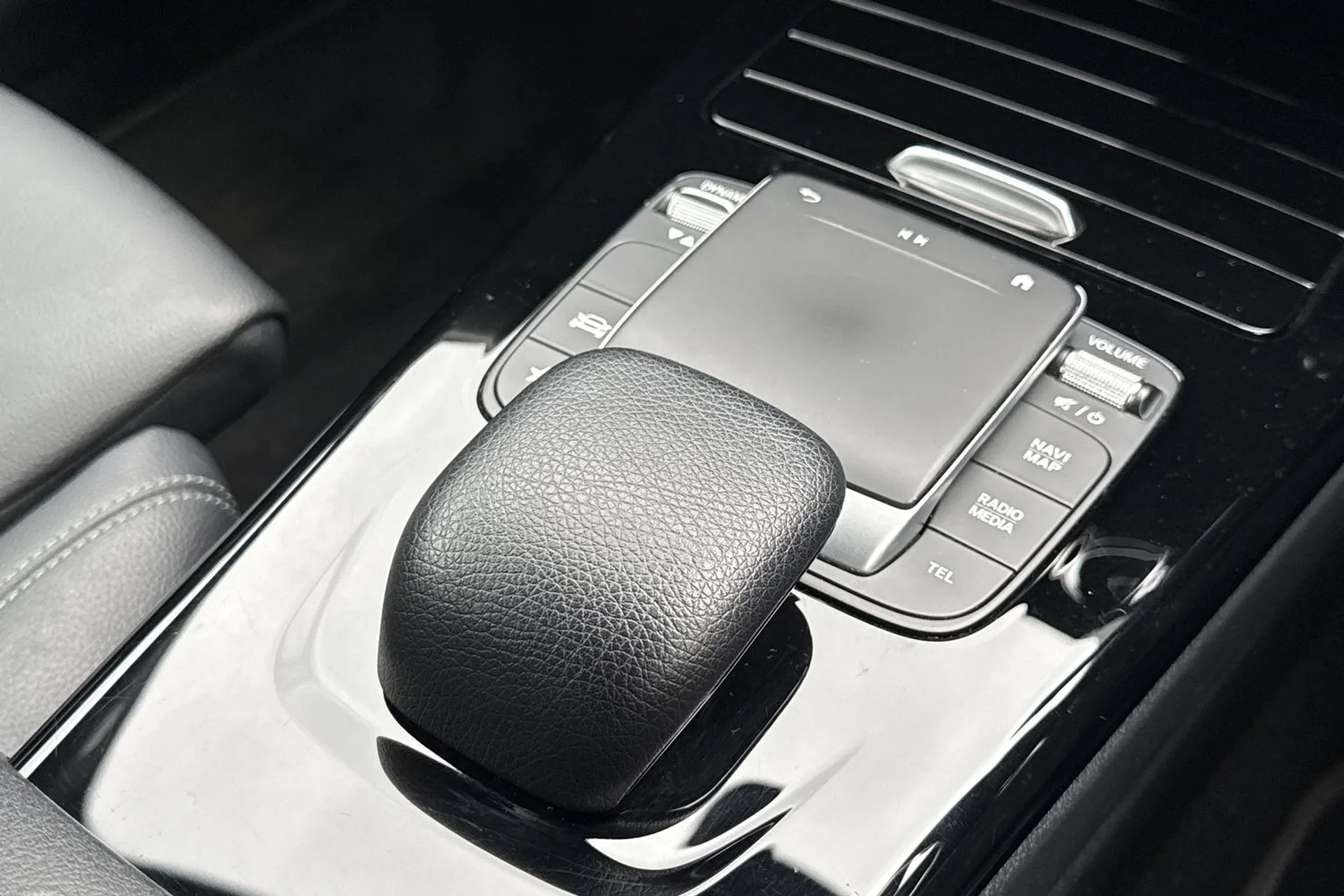 MERCEDES-BENZ A CLASS thumbnail image number 32