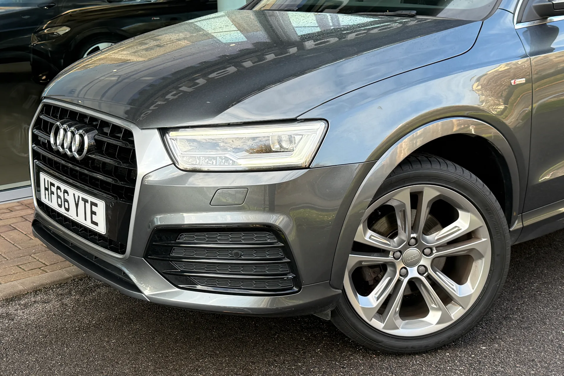 Audi Q3 thumbnail image number 66
